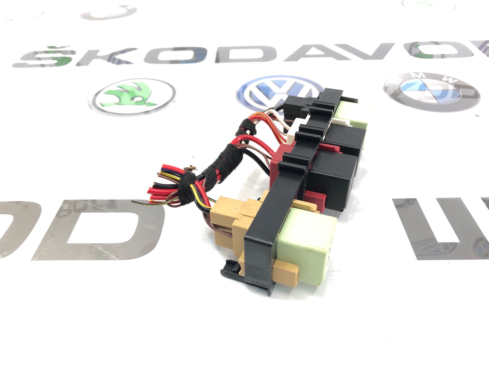 Блок реле, 1000 рублей, Москва