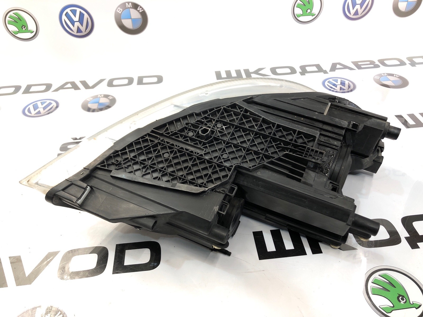 фара, 10000 рублей, Москва