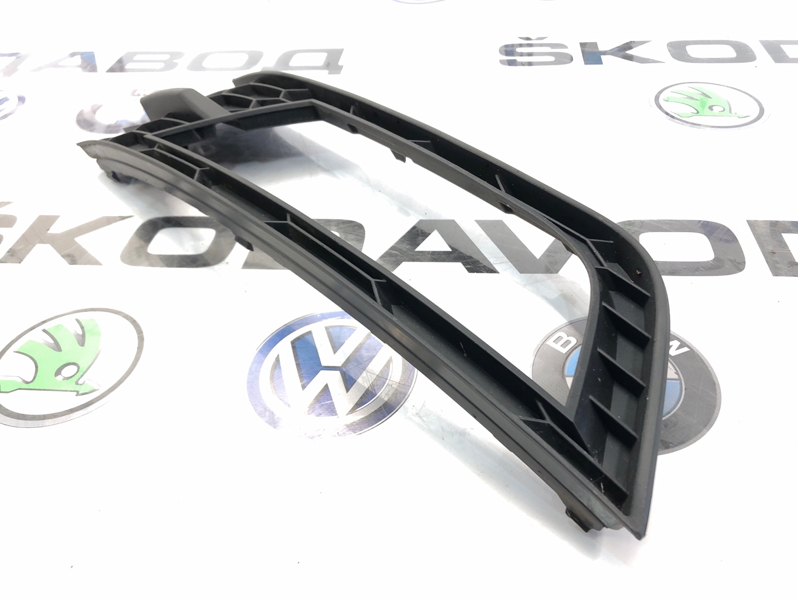 Накладка противотуманной фары ПТФ, 1000 рублей, Москва