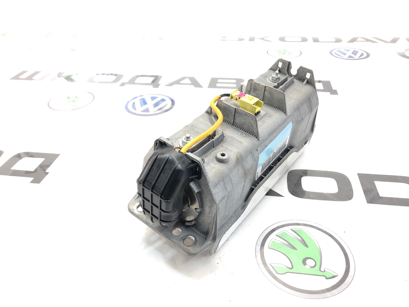 Подушка безопасности пассажира, 3500 рублей, Москва