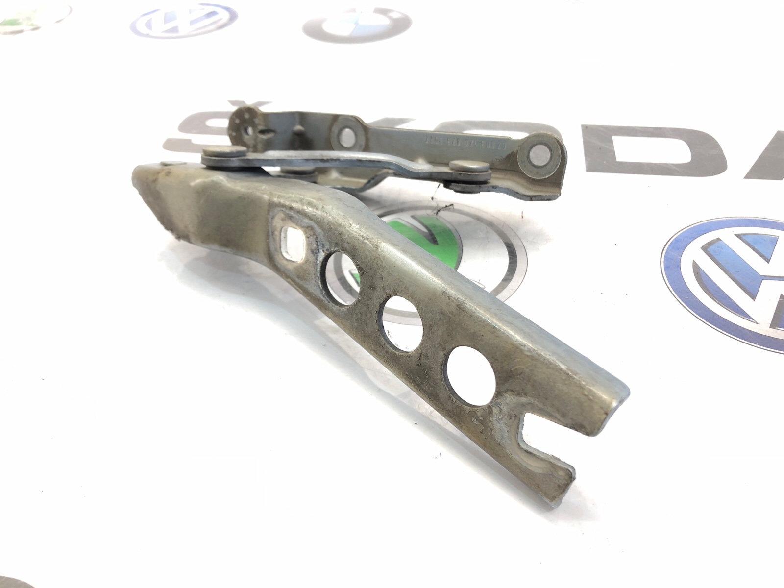 петля капота, 500 рублей, Москва