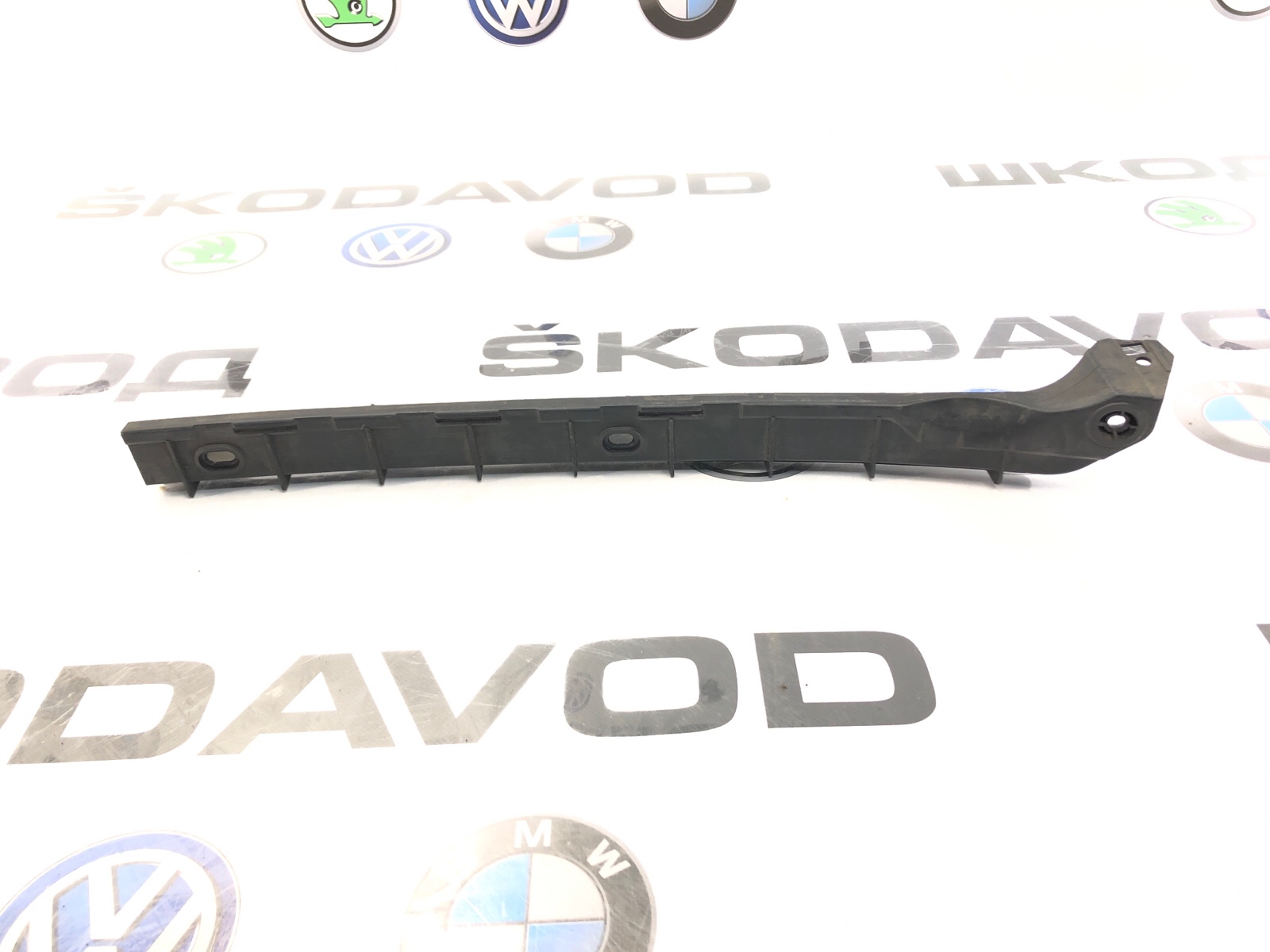 Направляющая бампера, 300 рублей, Москва