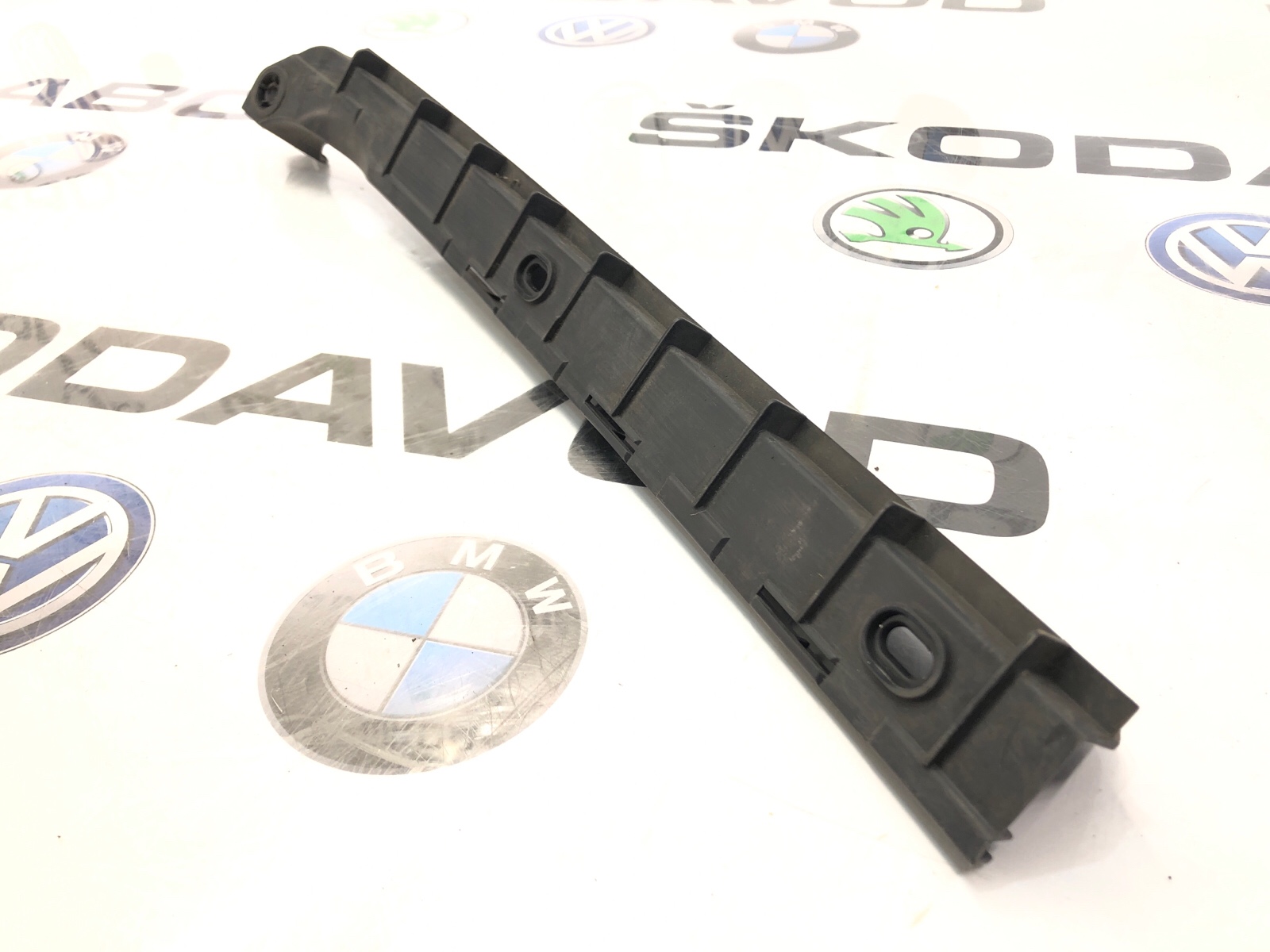 Направляющая бампера, 300 рублей, Москва