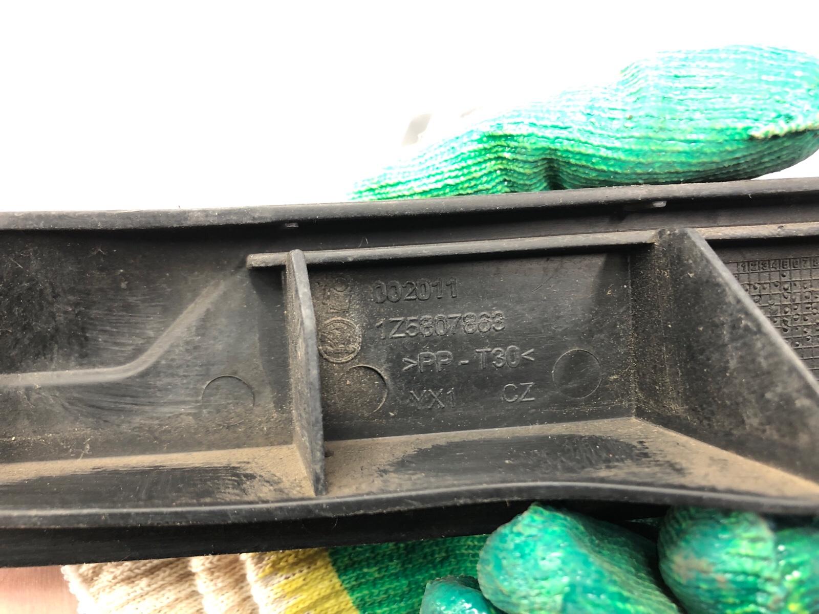 Направляющая бампера, 300 рублей, Москва