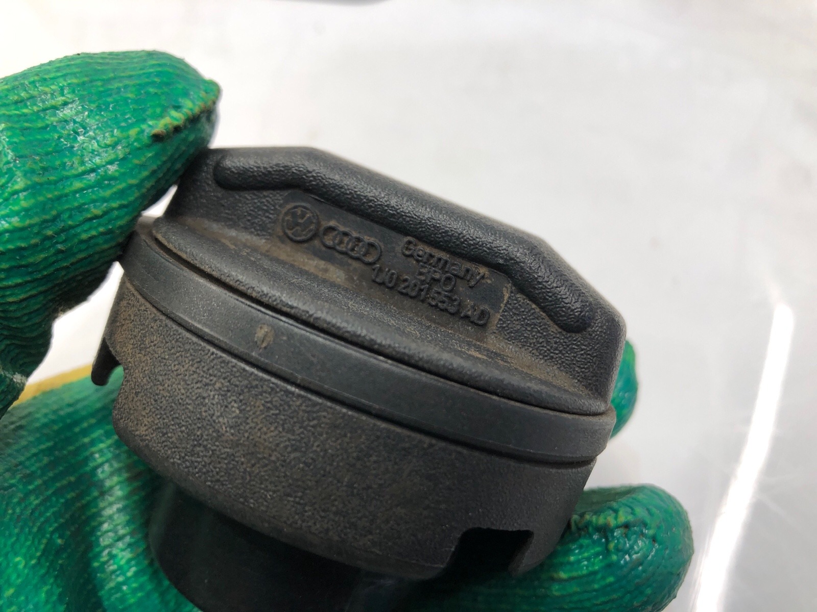 Крышка топливного бака, 500 рублей, Москва