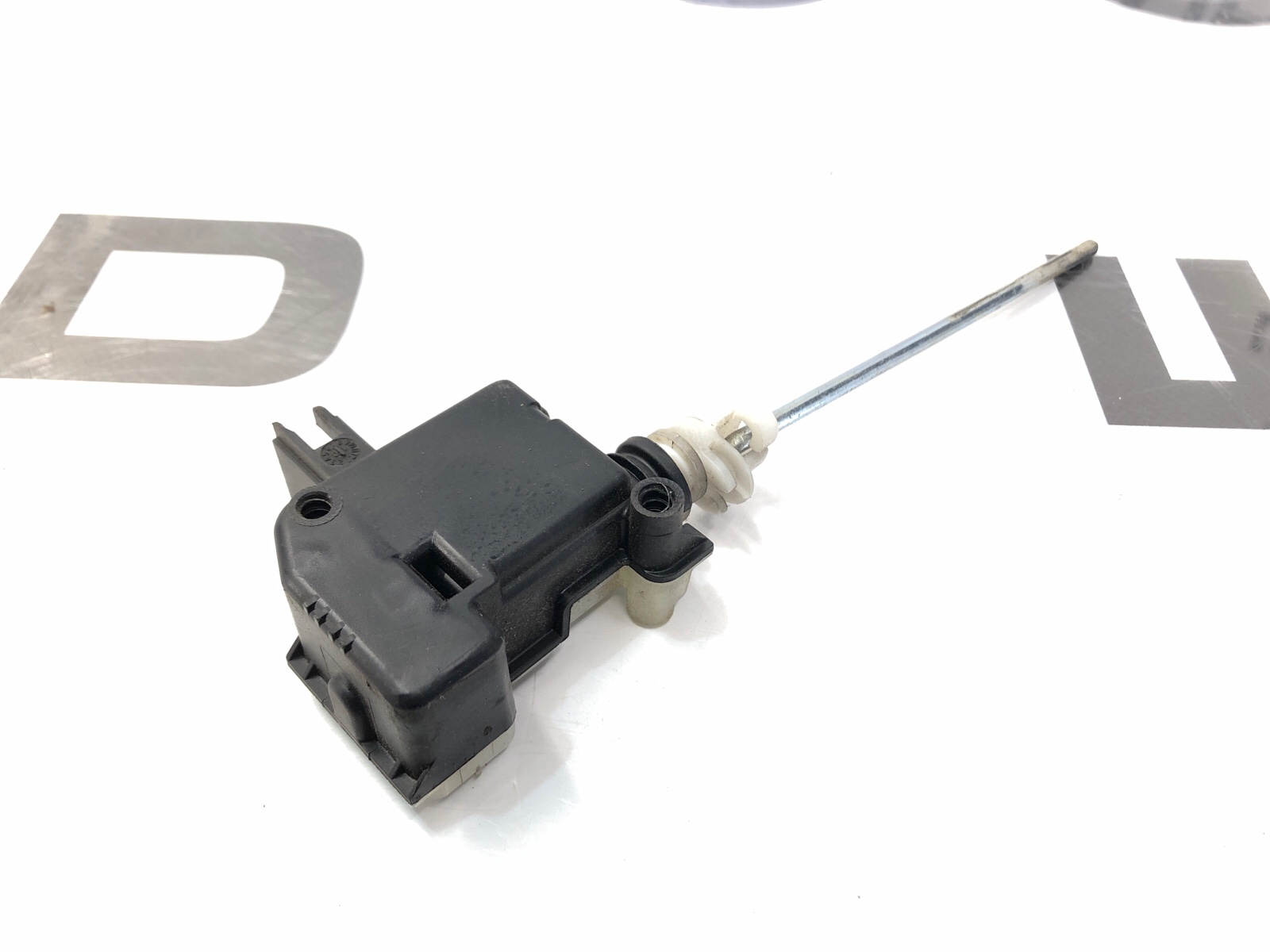 Активатор лючка бензобака, 500 рублей, Москва