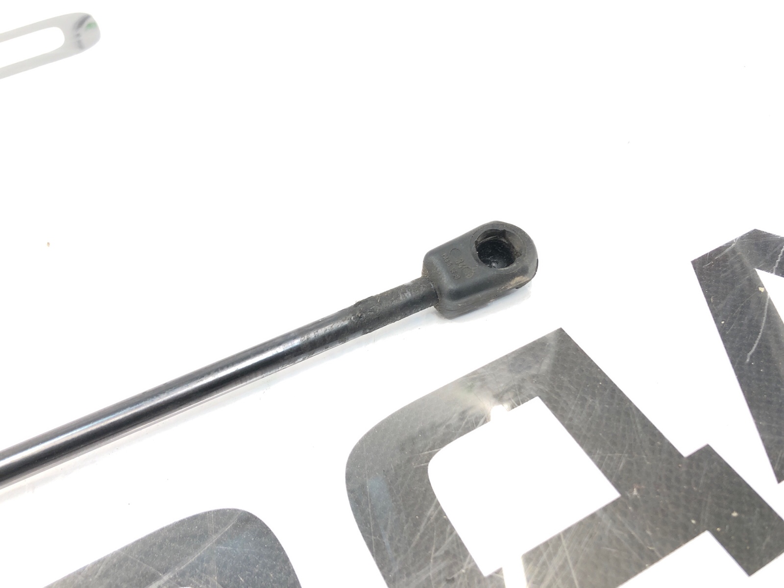 Амортизатор крышки багажника, 500 рублей, Москва