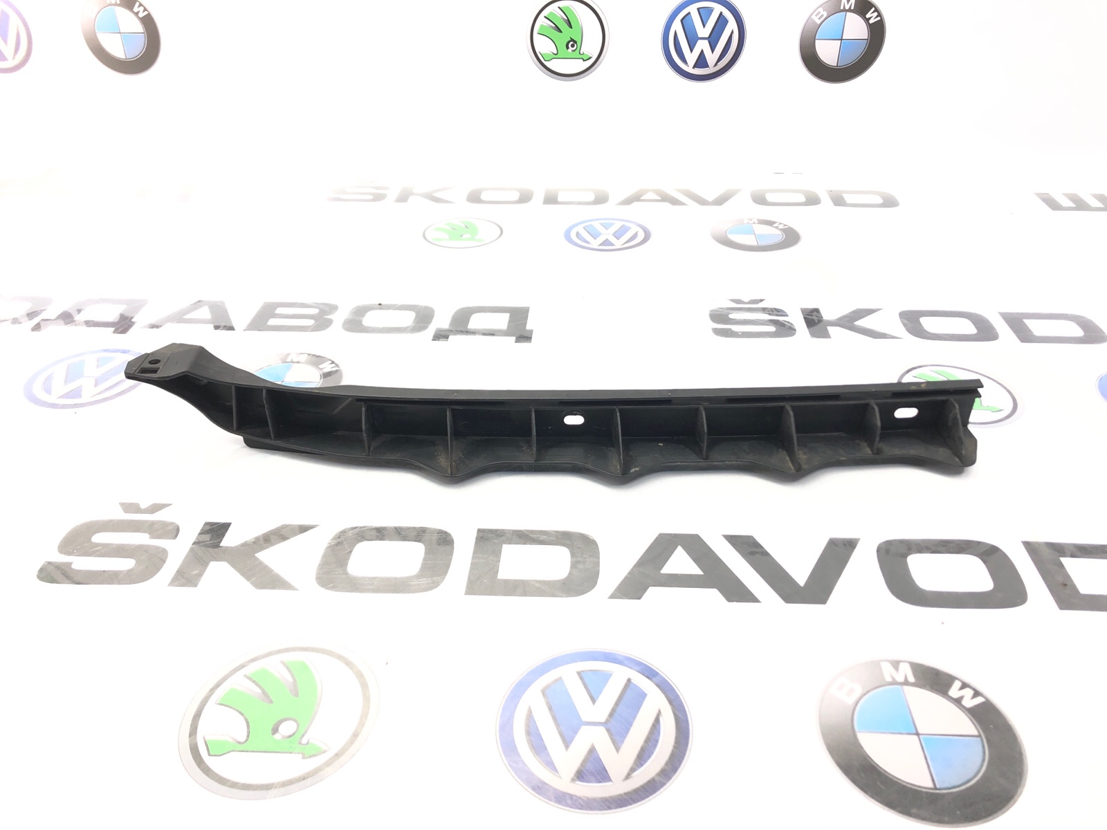 Направляющая бампера, 300 рублей, Москва