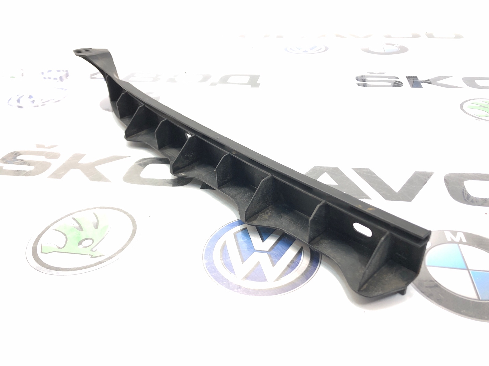 Направляющая бампера, 300 рублей, Москва