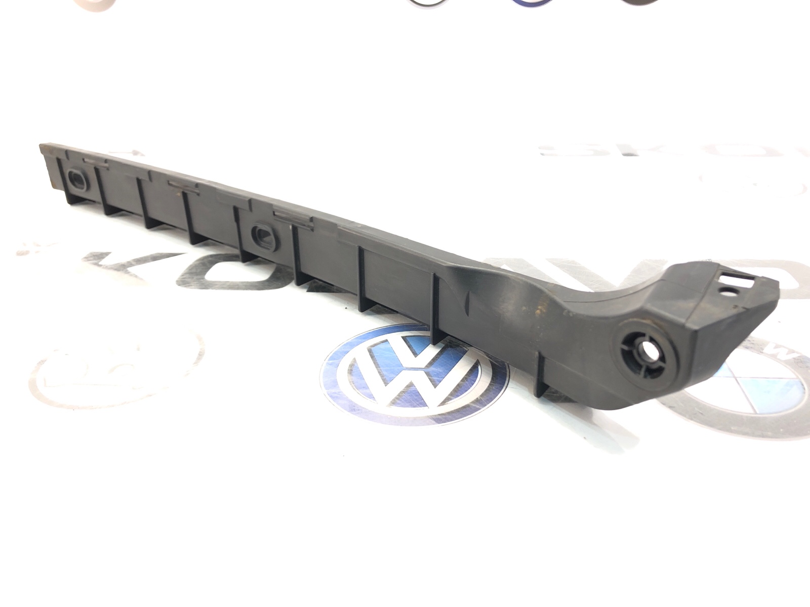 Направляющая бампера, 300 рублей, Москва