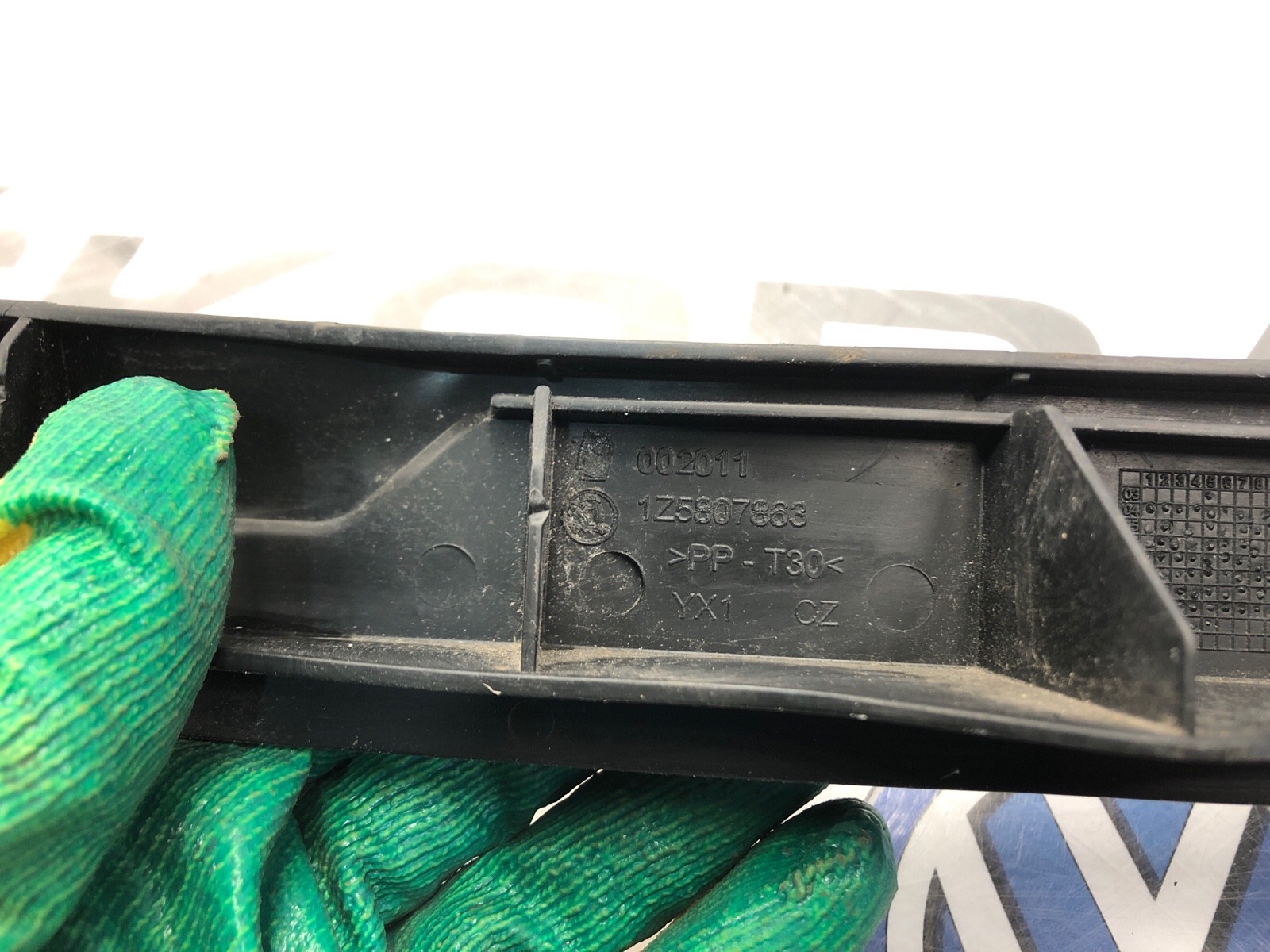 Направляющая бампера, 300 рублей, Москва