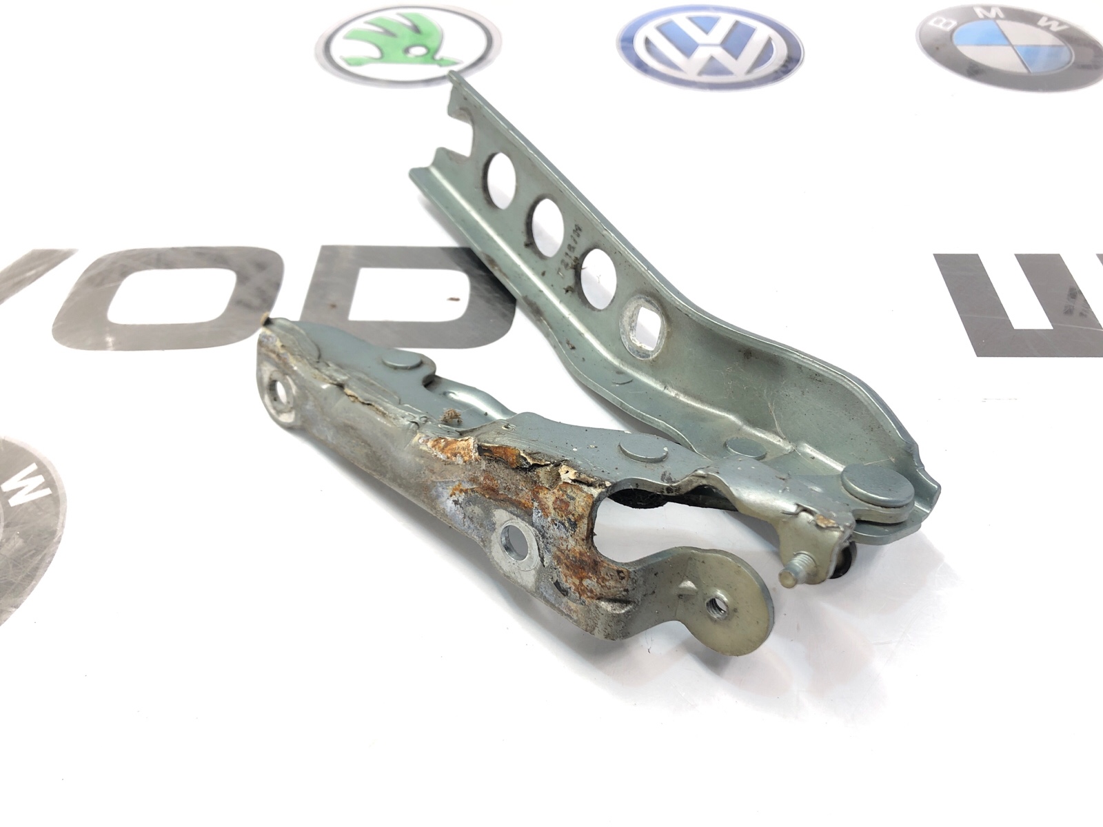 петля капота, 500 рублей, Москва