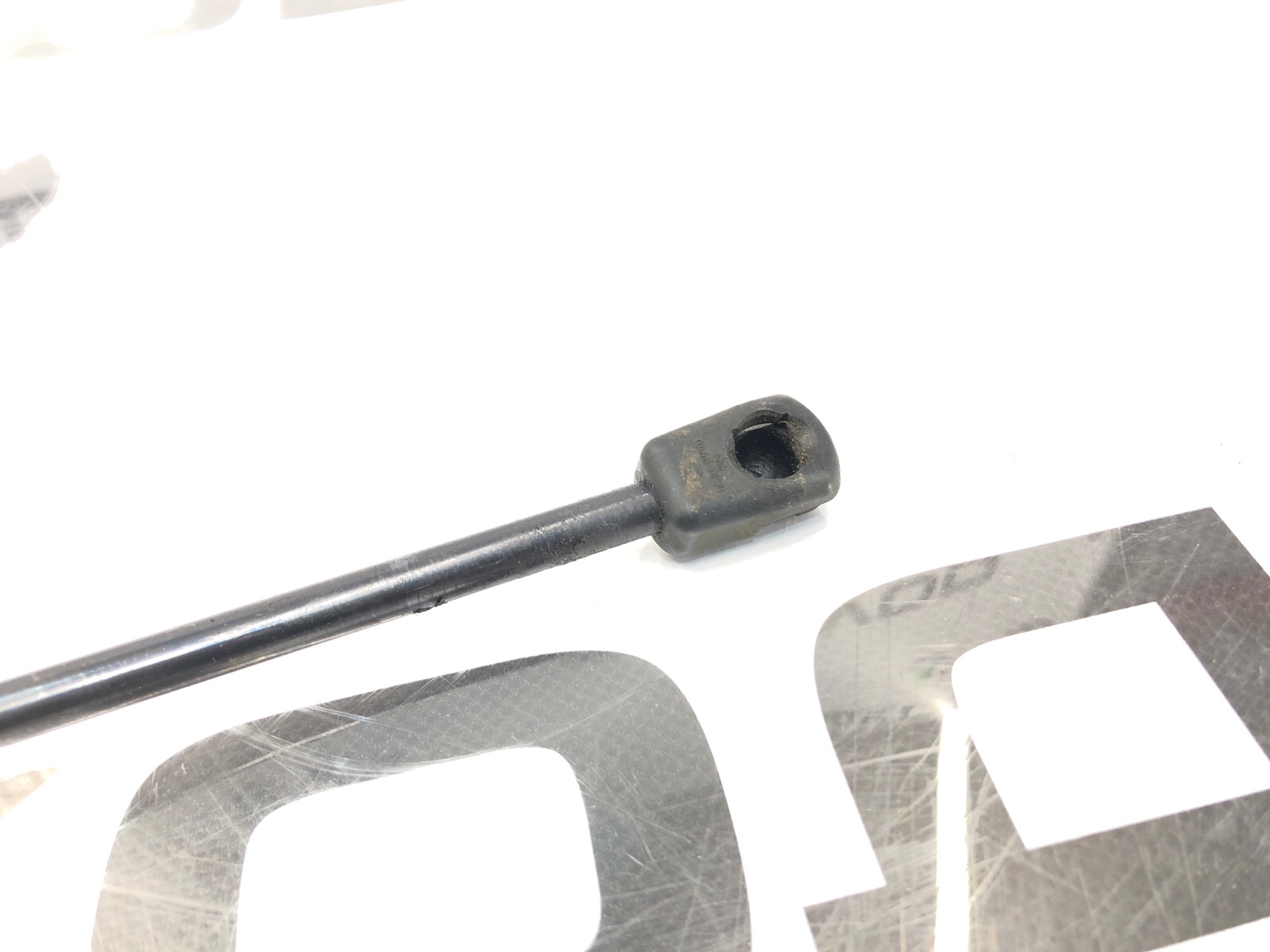 Амортизатор крышки багажника, 500 рублей, Москва