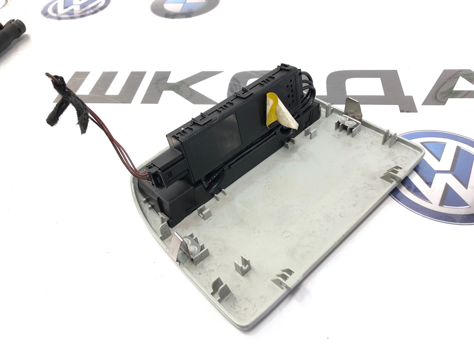 Накладка потолка, 500 рублей, Москва