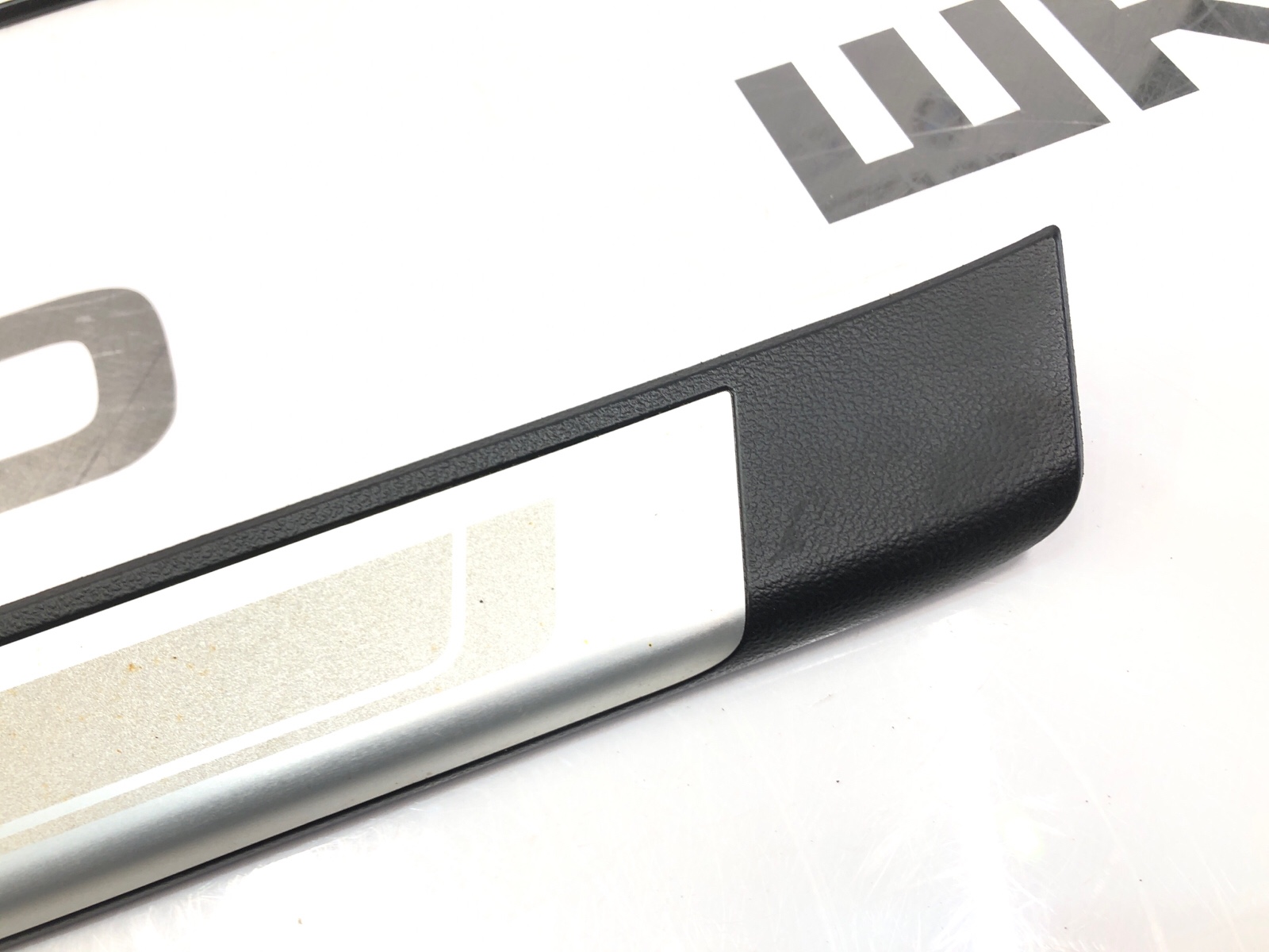 Накладка порога (внутренняя), 6000 рублей, Москва