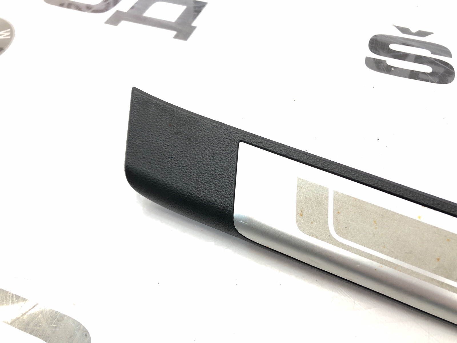 Накладка порога (внутренняя), 6000 рублей, Москва