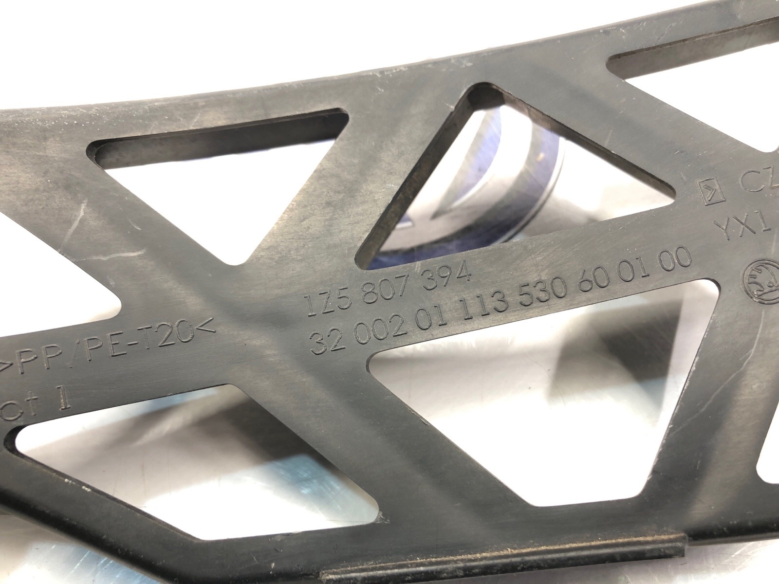 Направляющая бампера, 300 рублей, Москва