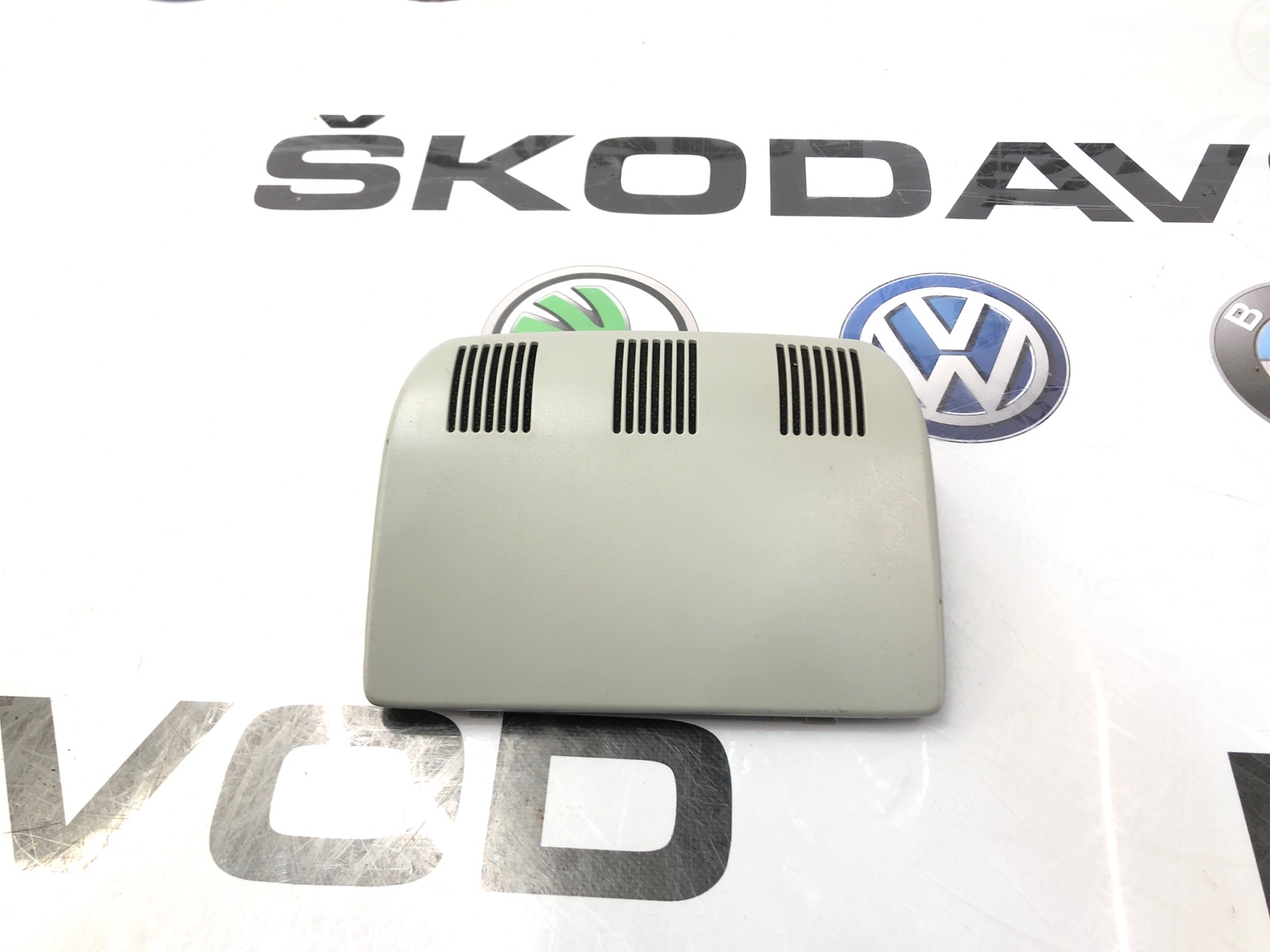 Накладка потолка, 500 рублей, Москва