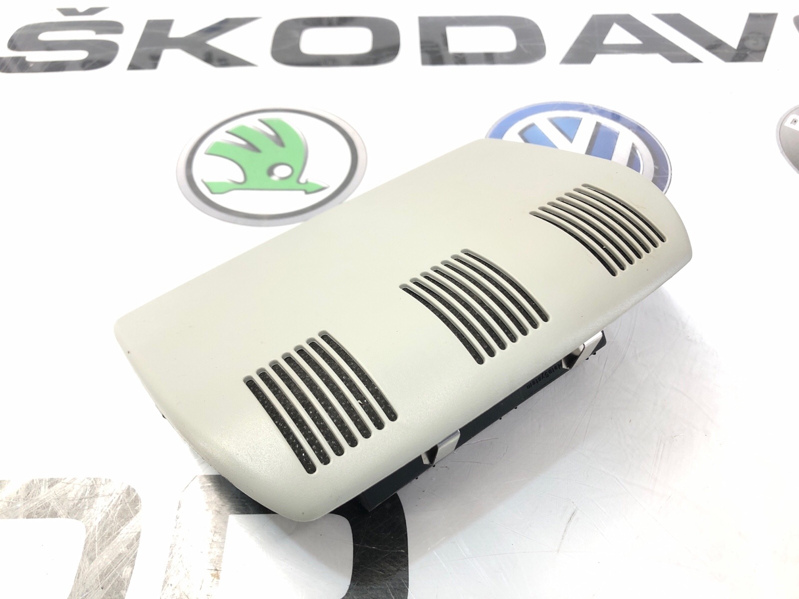 Накладка потолка, 500 рублей, Москва