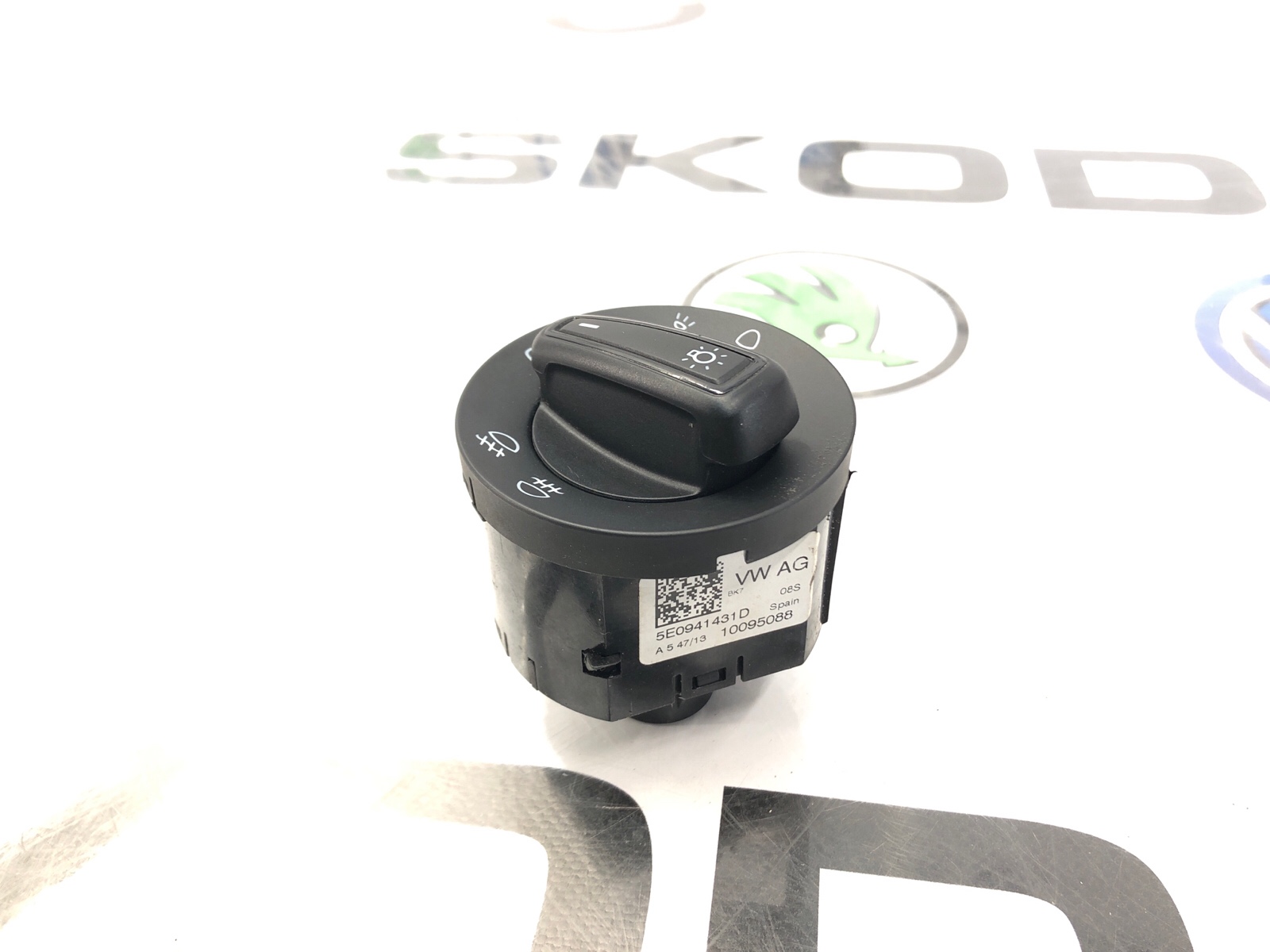 Переключатель света фар, 2500 рублей, Москва