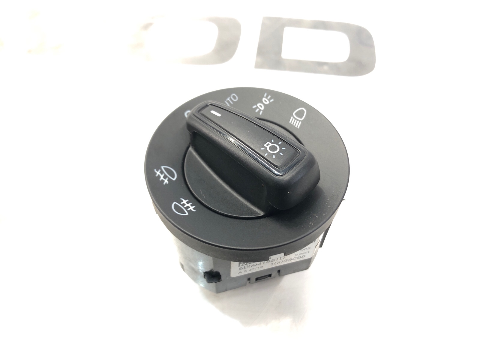 Переключатель света фар, 2500 рублей, Москва