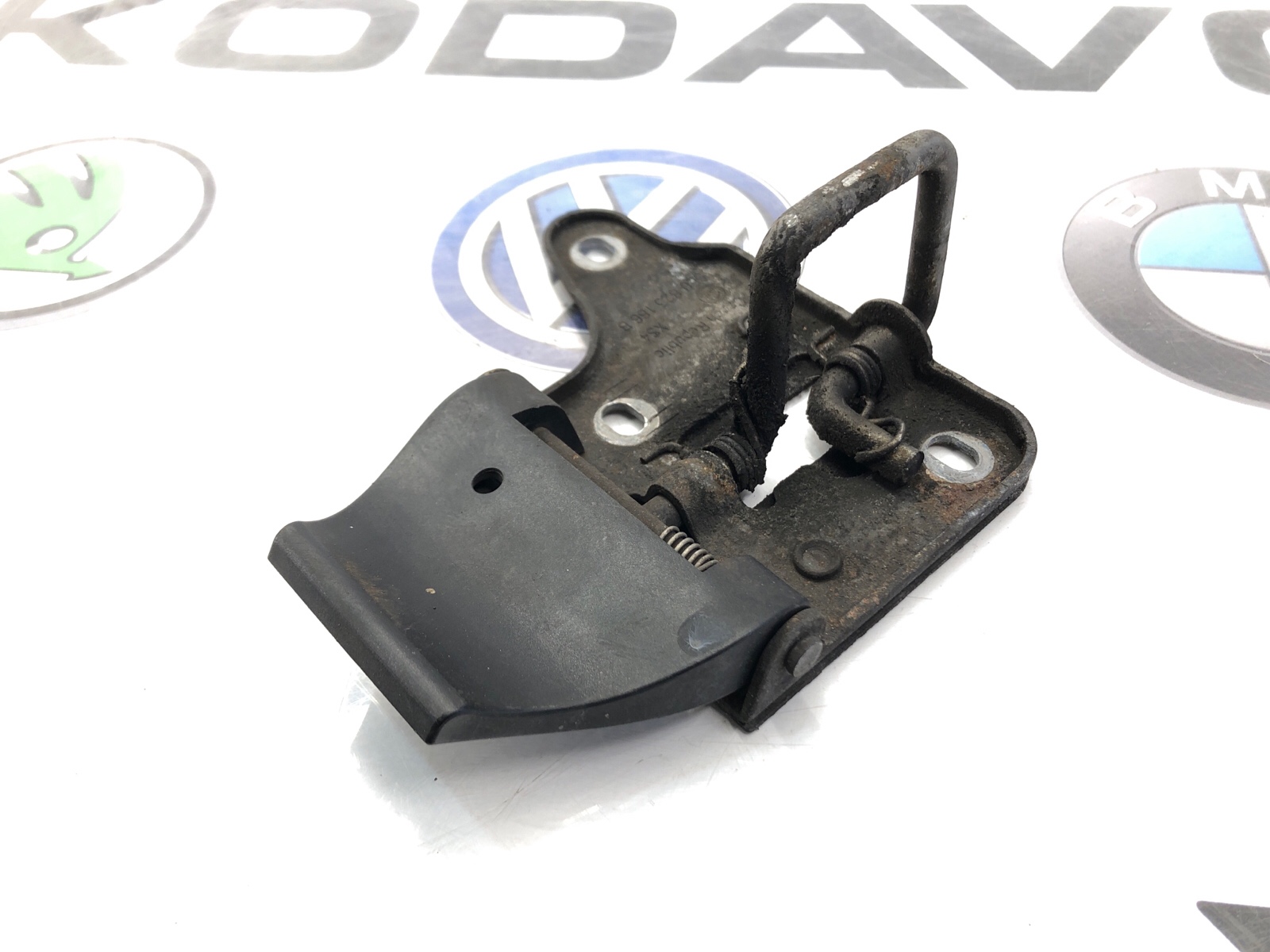 крюк капота, 2500 рублей, Москва