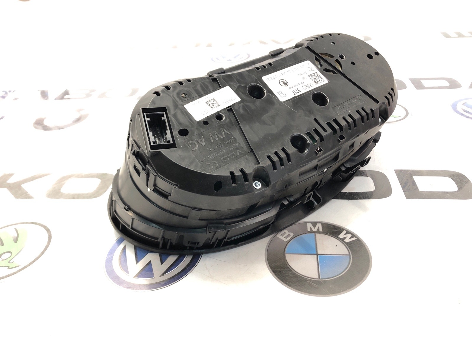 панель приборов, 3000 рублей, Москва