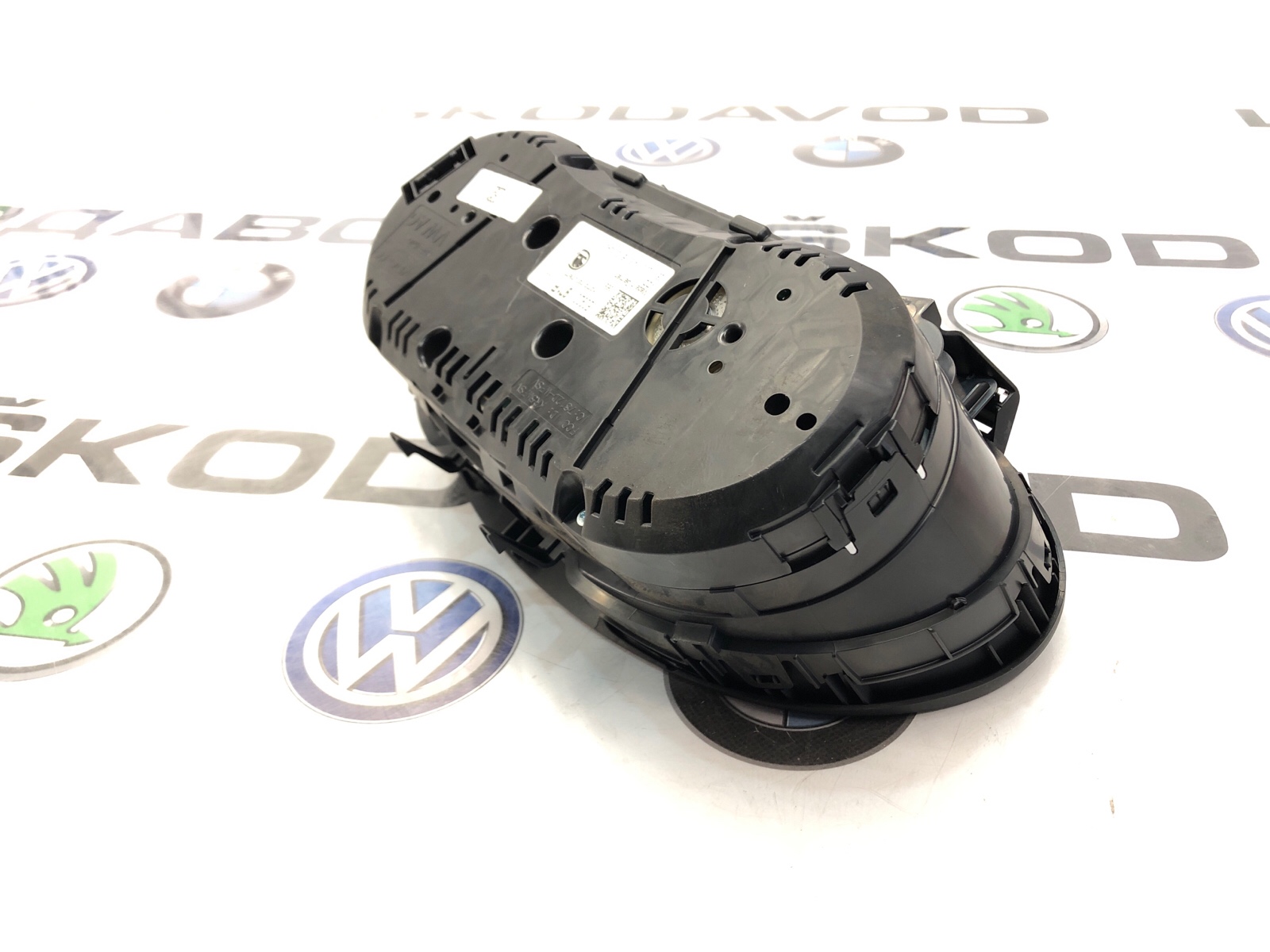 панель приборов, 3000 рублей, Москва