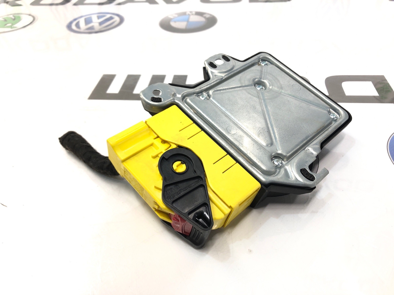 Блок управления Airbag, 2000 рублей, Москва