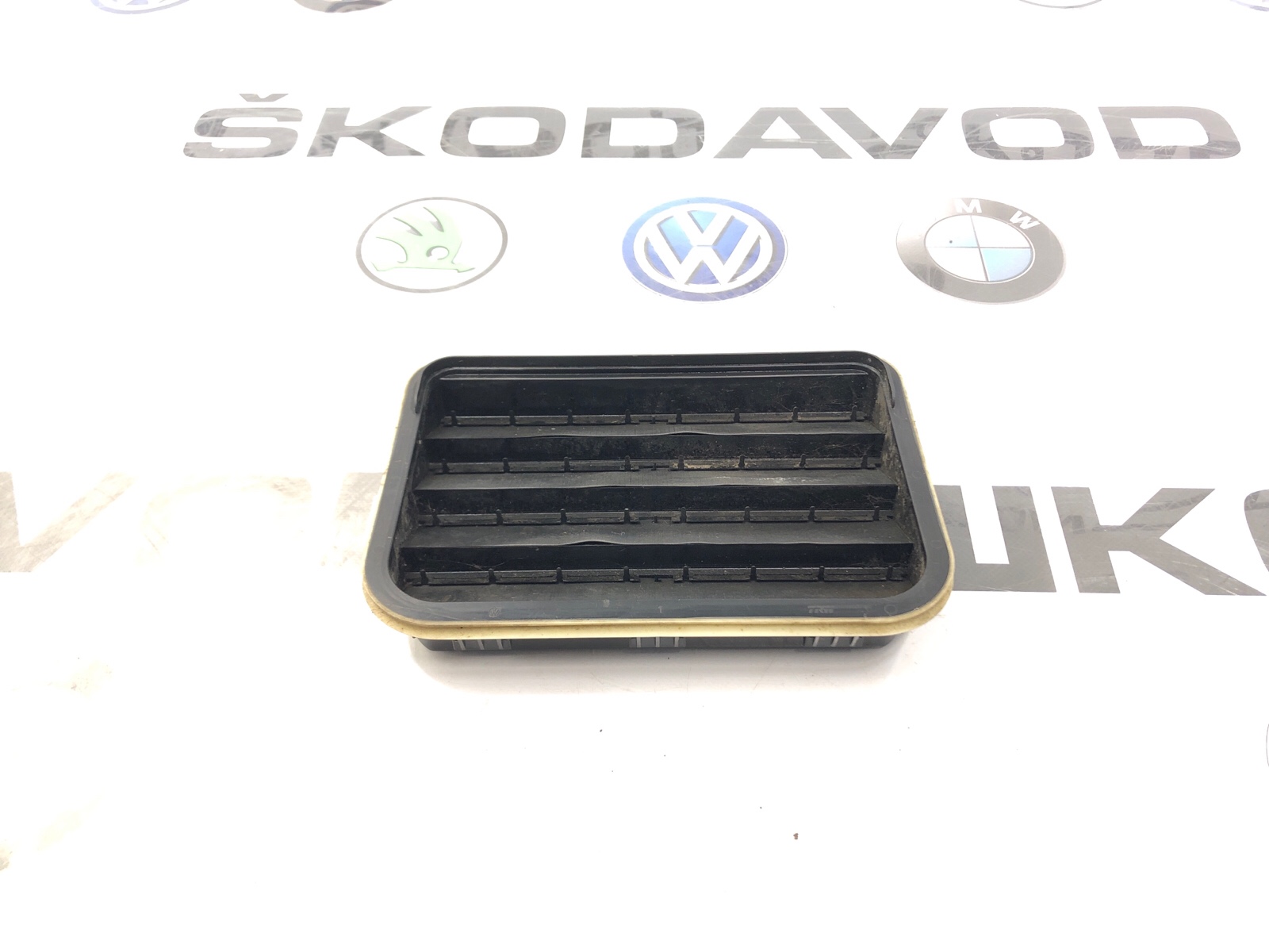 Клапан вентиляции салона, 1800 рублей, Москва