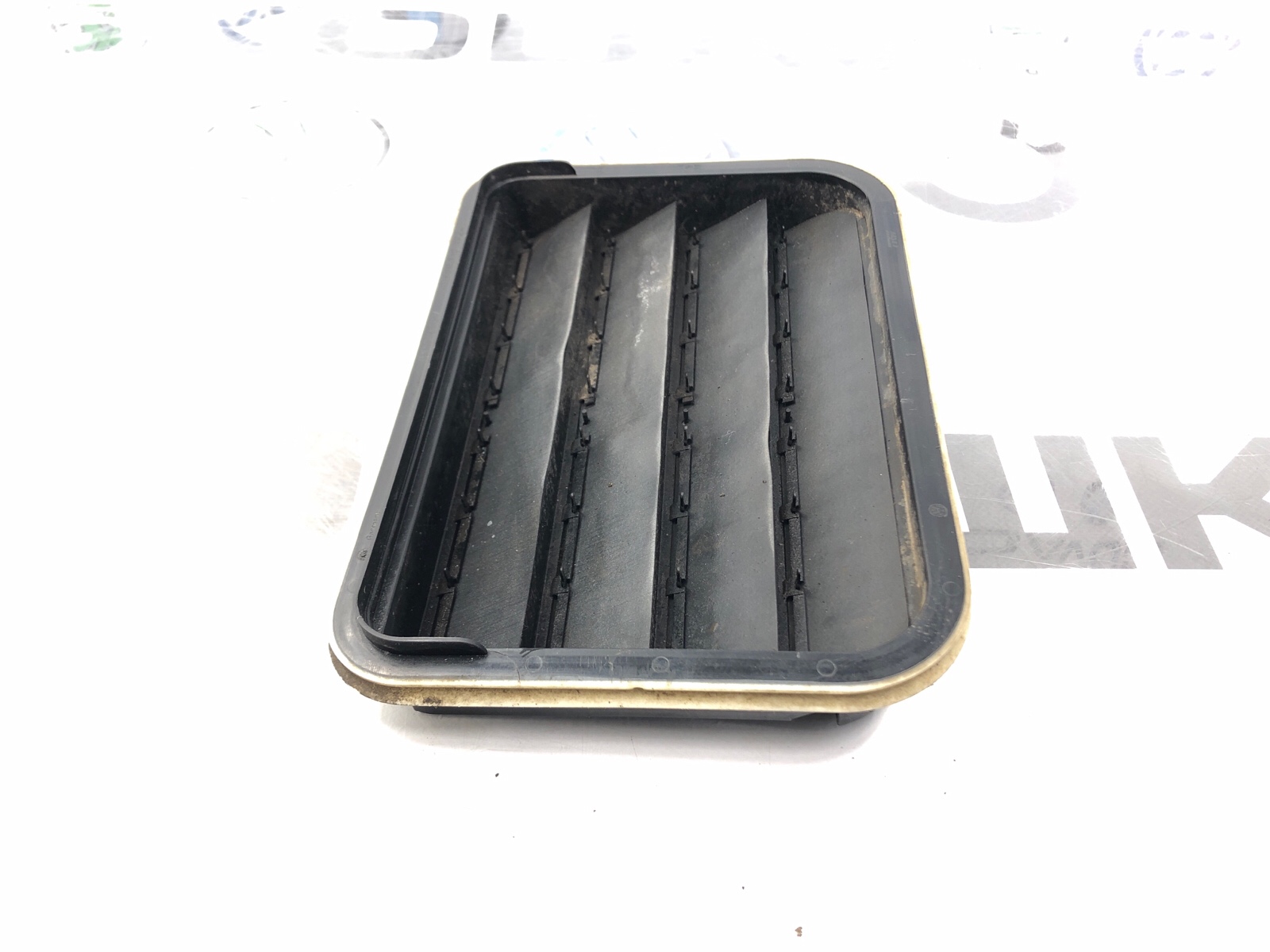 Клапан вентиляции салона, 1800 рублей, Москва