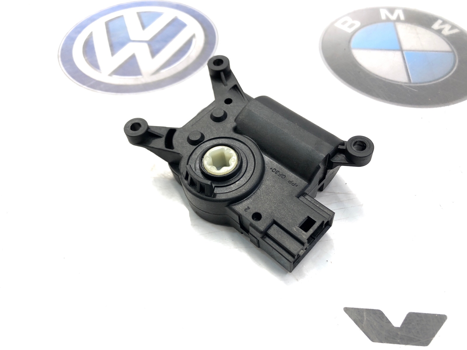 Сервопривод заслонки печки, 2000 рублей, Москва