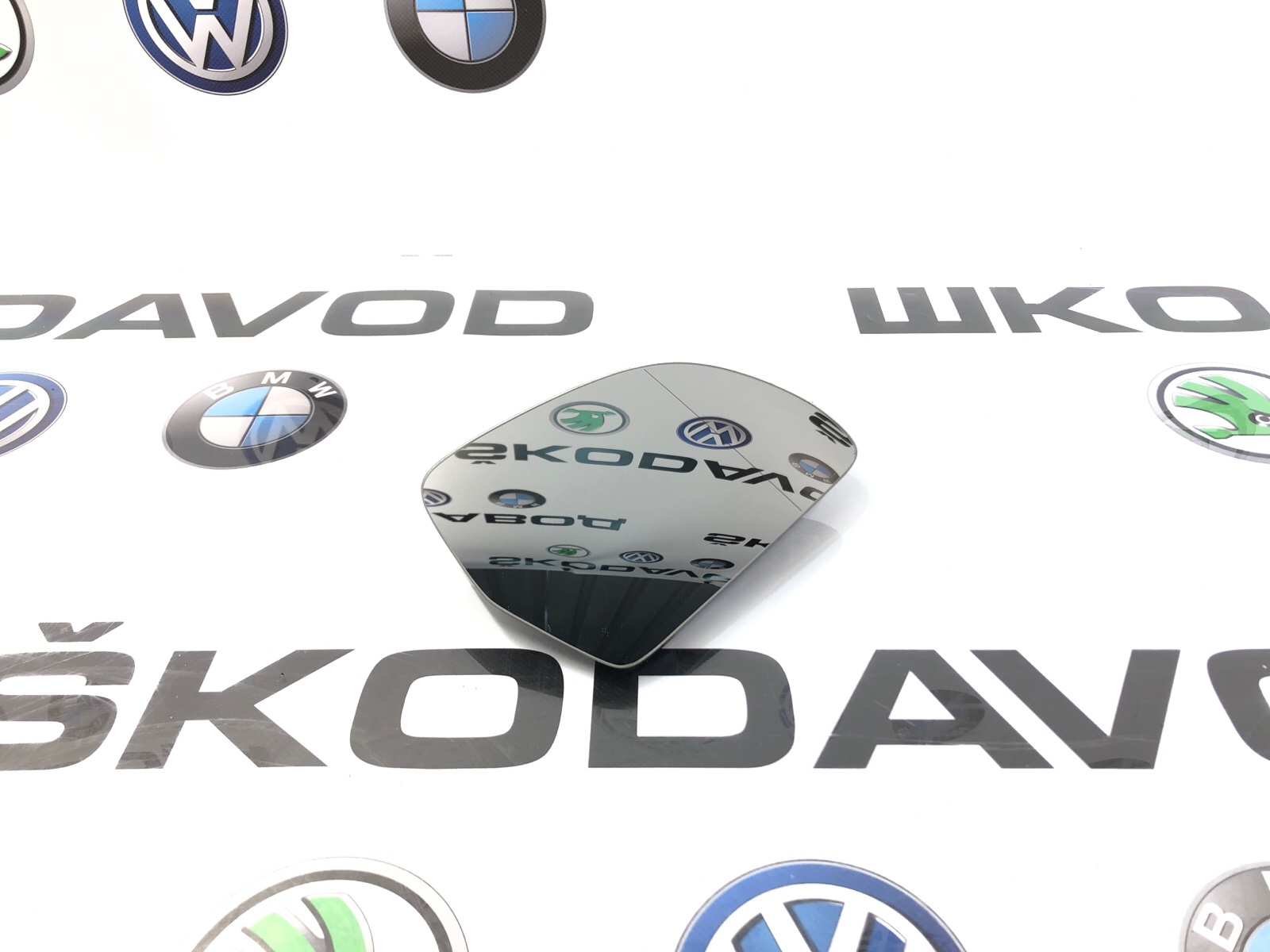 Зеркальный элемент, 2500 рублей, Москва