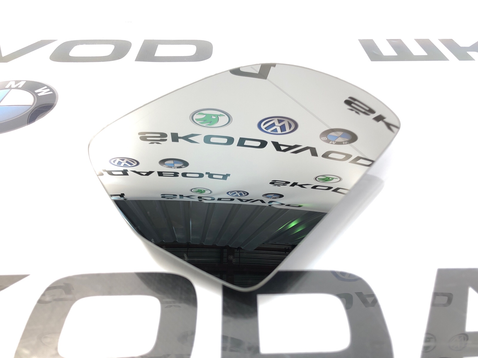 Зеркальный элемент, 2500 рублей, Москва