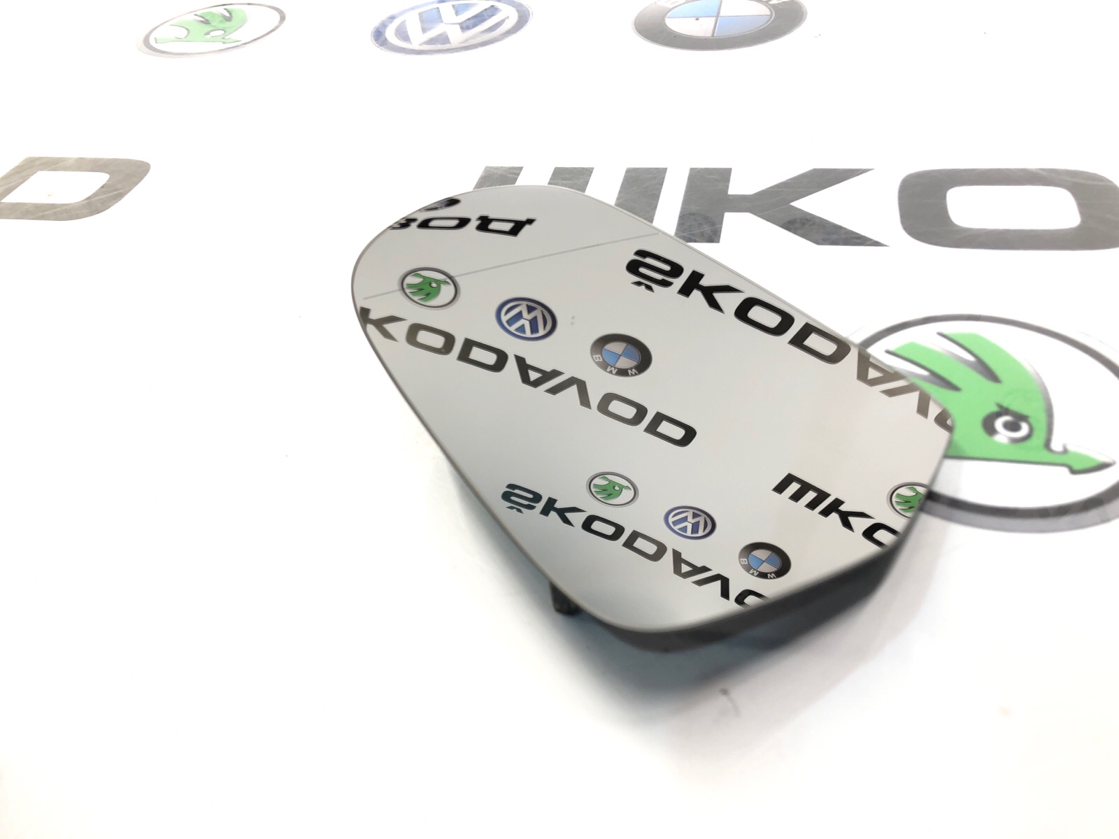 Зеркальный элемент, 2500 рублей, Москва