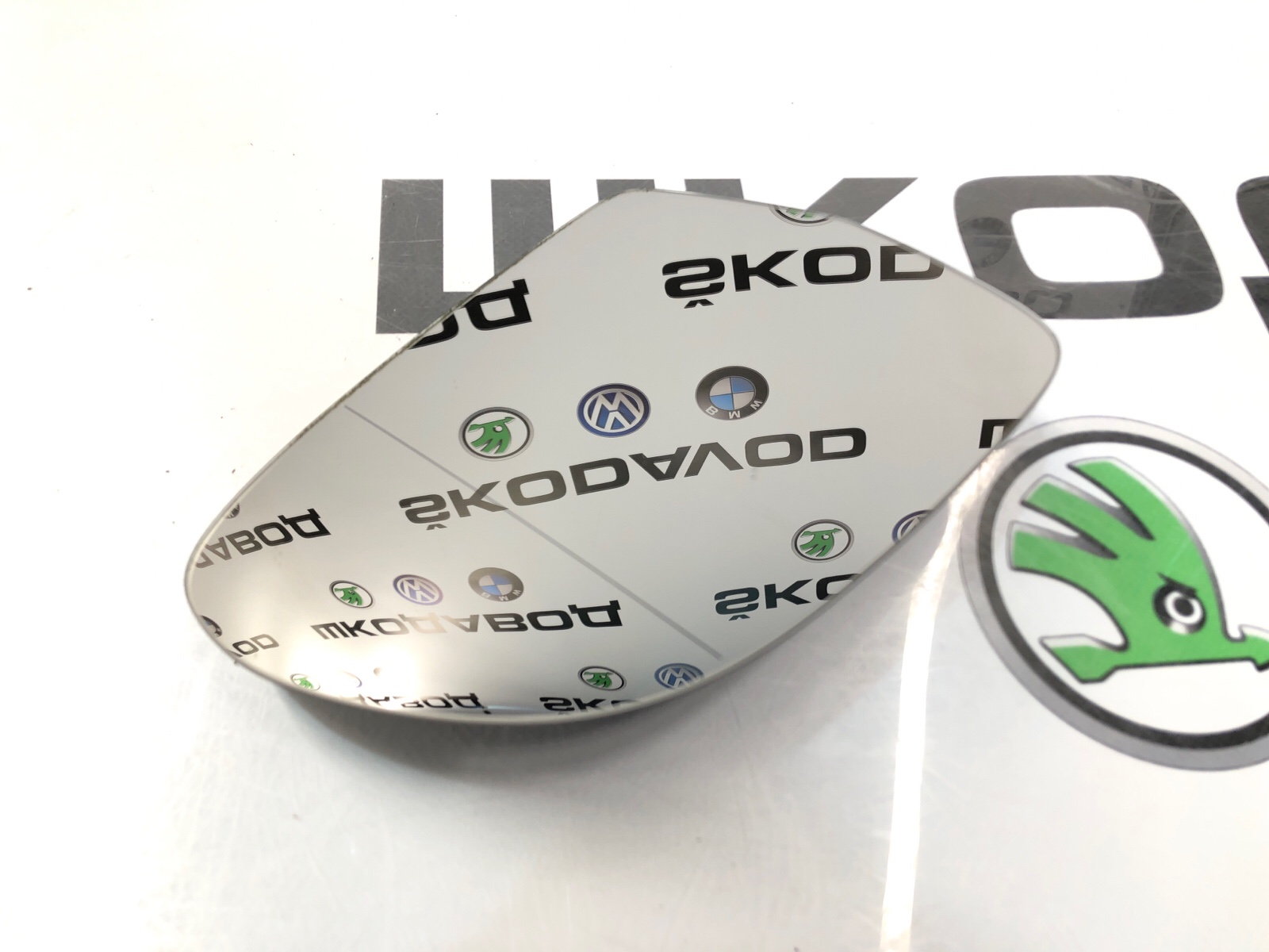 Зеркальный элемент, 1500 рублей, Москва