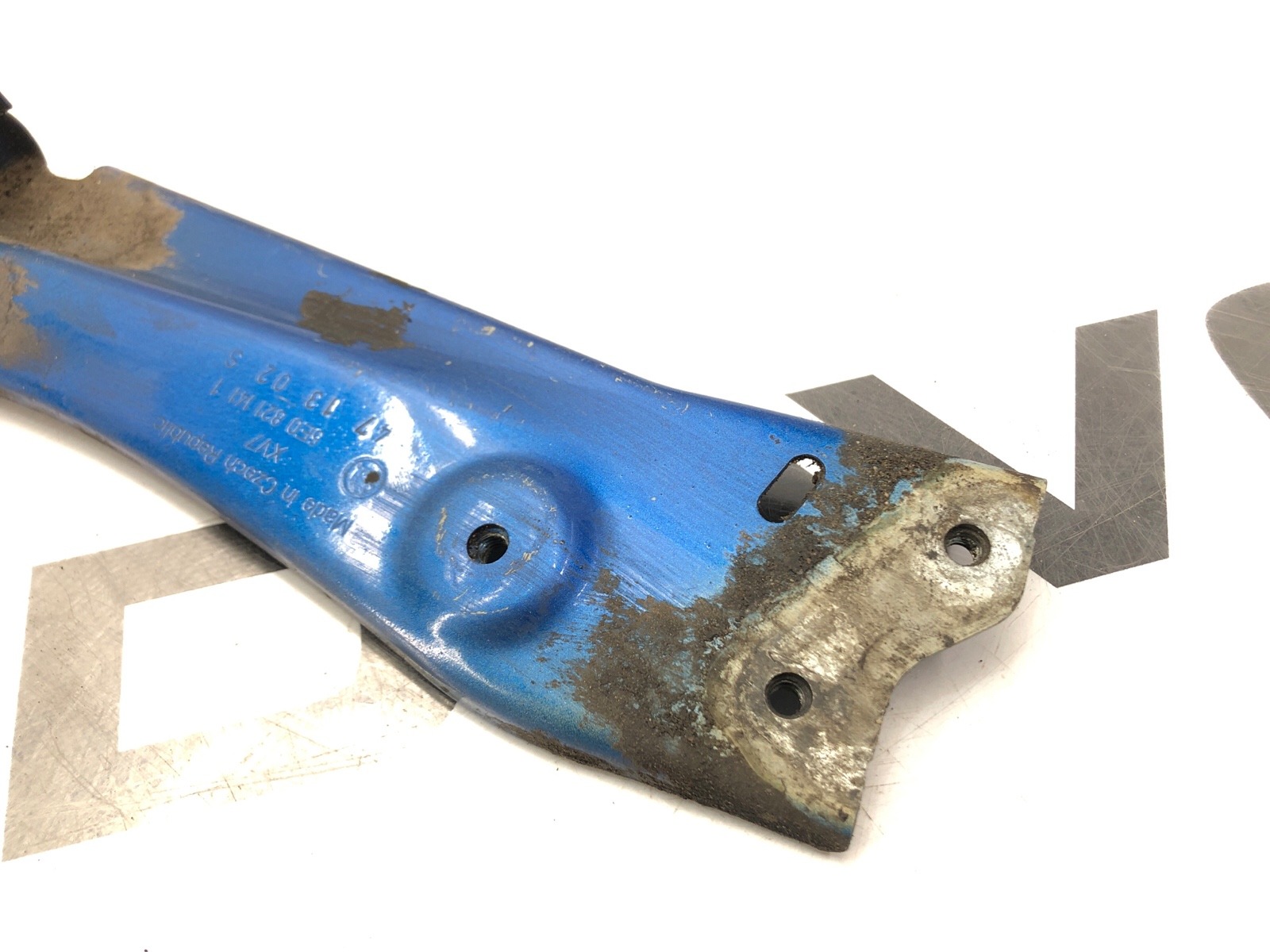 Кронштейн крыла, 500 рублей, Москва