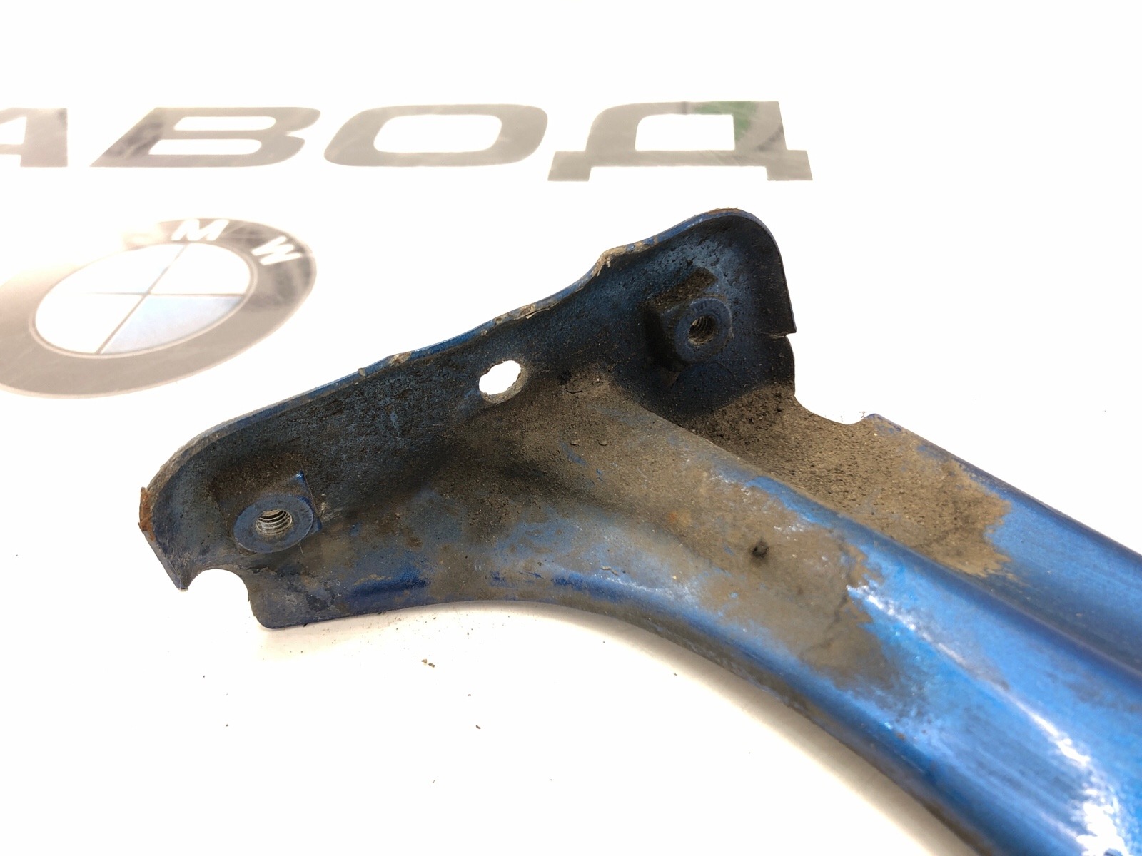 Кронштейн крыла, 500 рублей, Москва