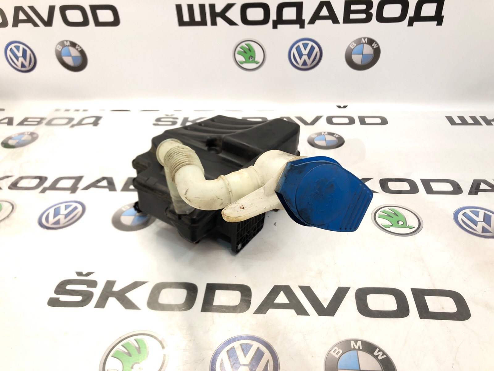 бачок омывателя, 2500 рублей, Москва