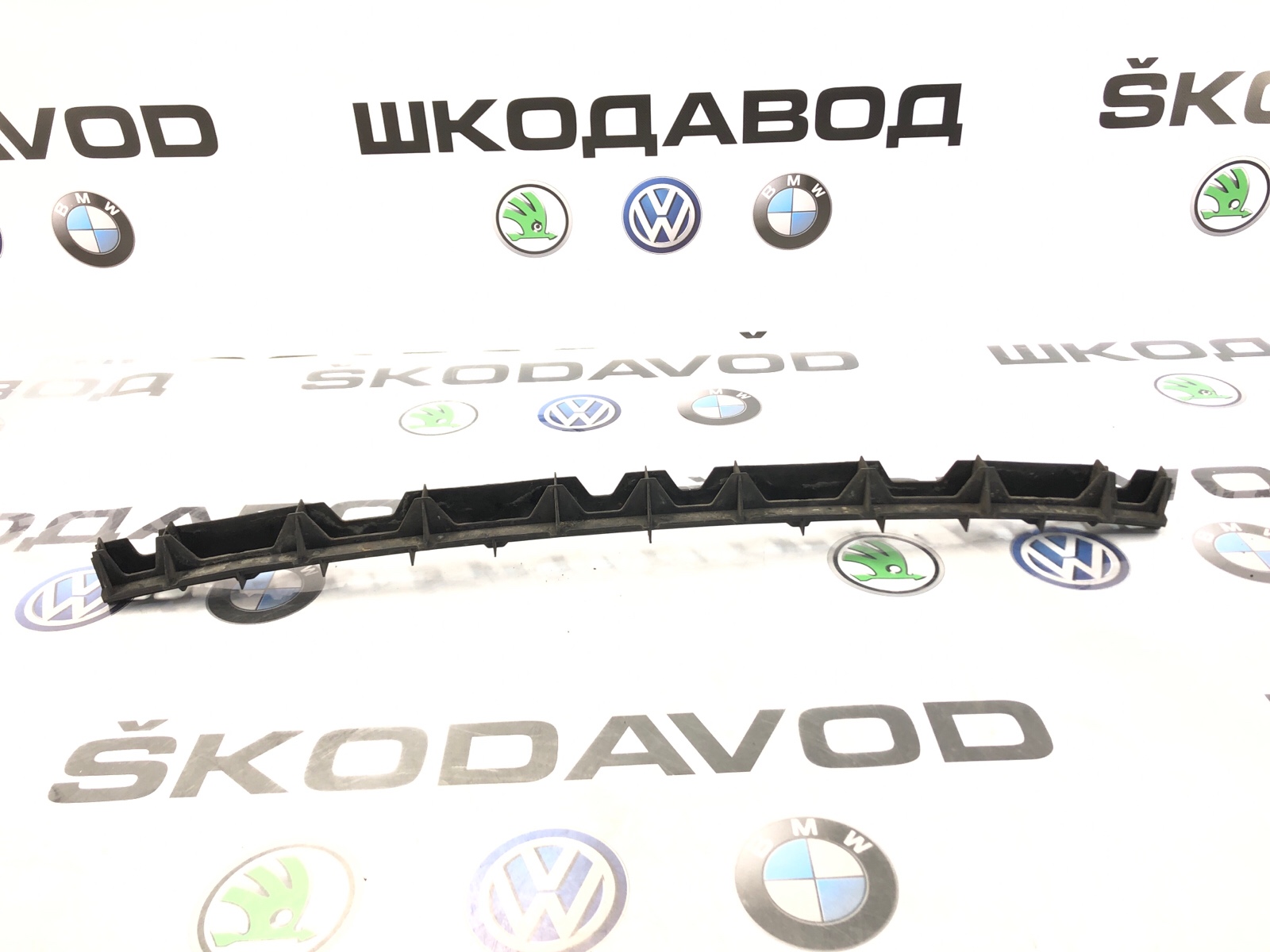 Направляющая бампера, 800 рублей, Москва