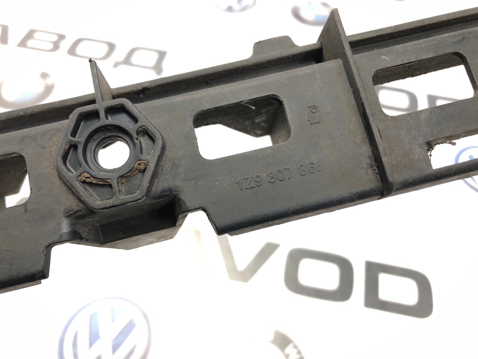 Направляющая бампера, 800 рублей, Москва