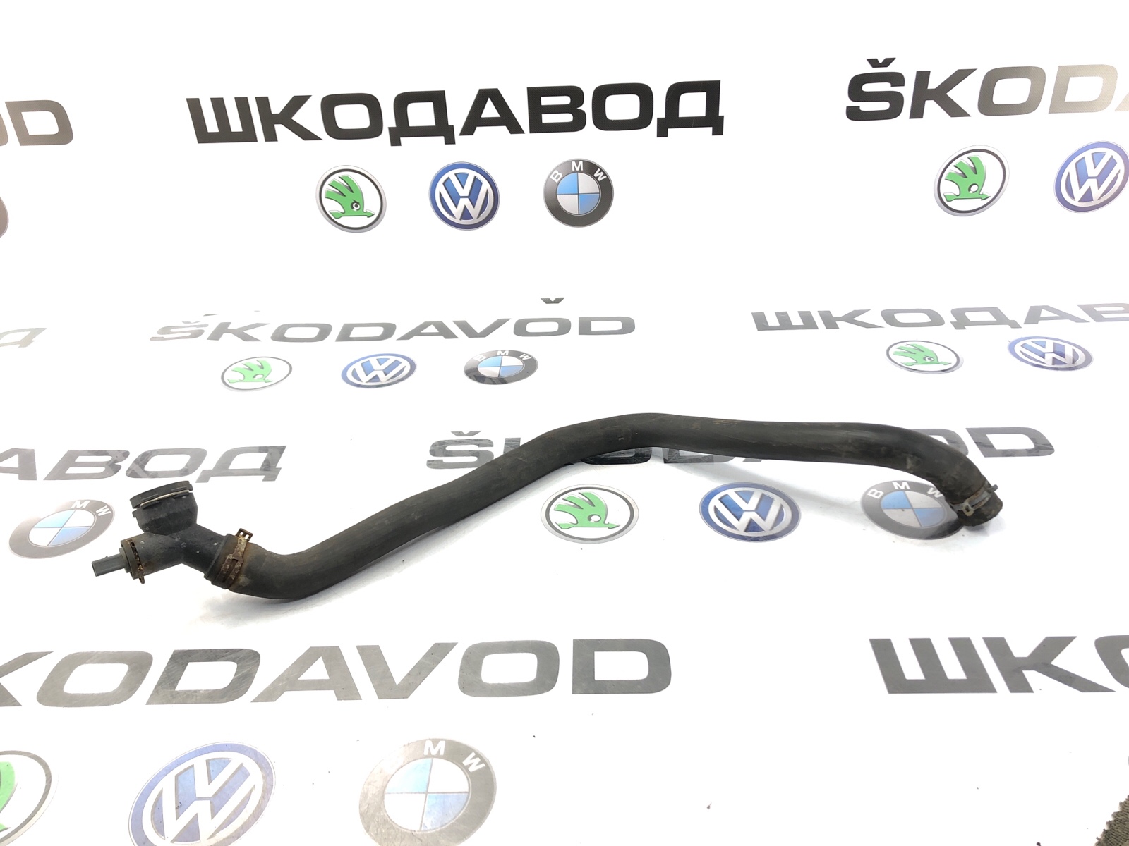 Патрубок радиатора нижний, 2000 рублей, Москва