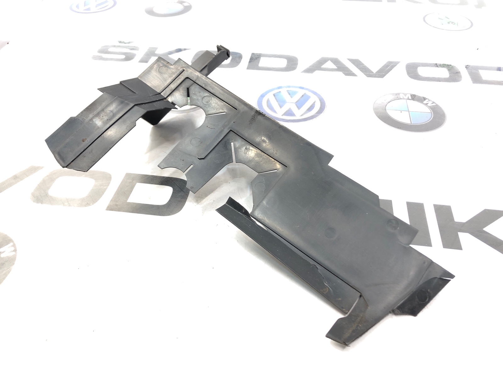 Дефлектор радиатора, 500 рублей, Москва