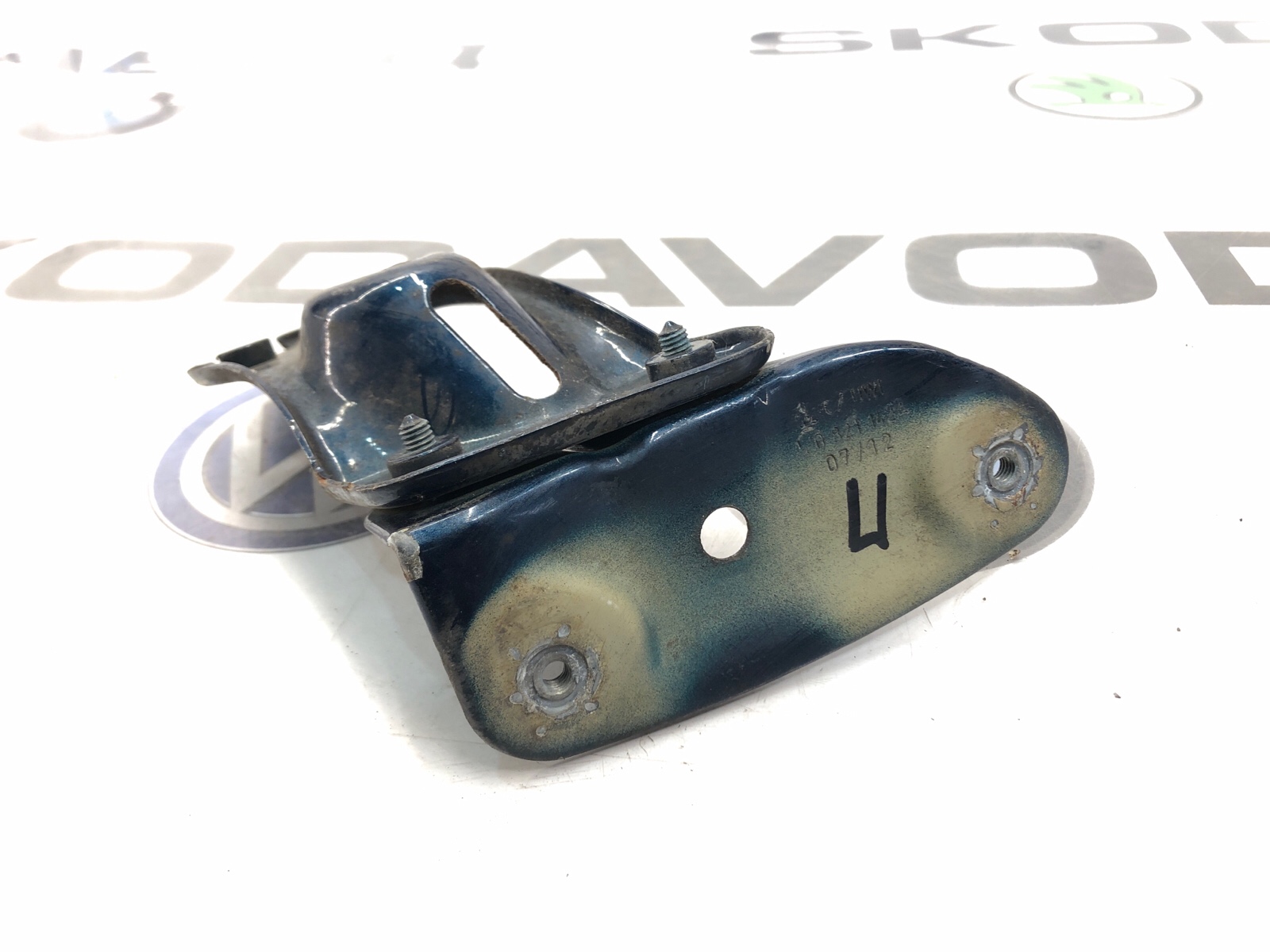 Кронштейн крыла, 2500 рублей, Москва