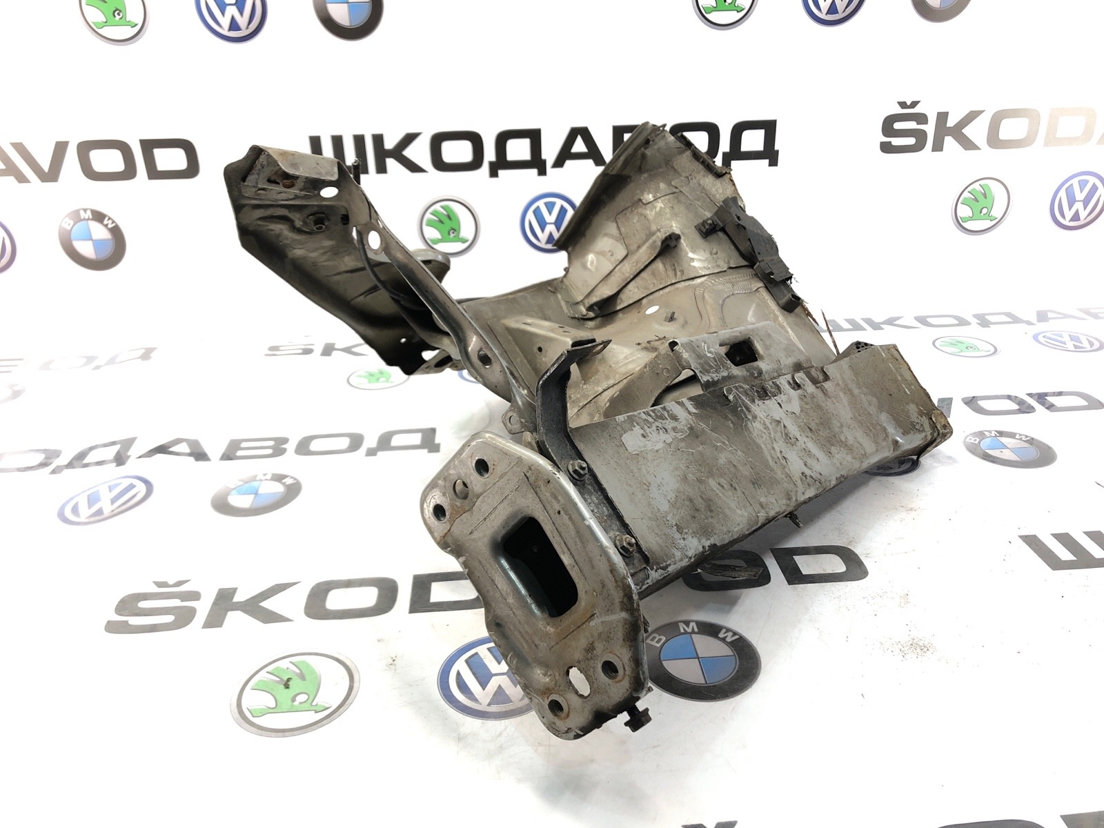 лонжерон, 8000 рублей, Москва