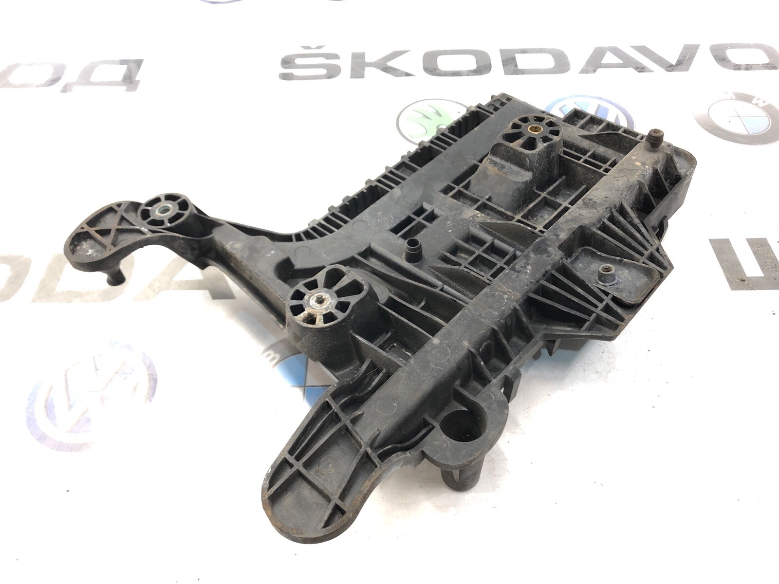 Площадка аккумулятора (АКБ), 1500 рублей, Москва