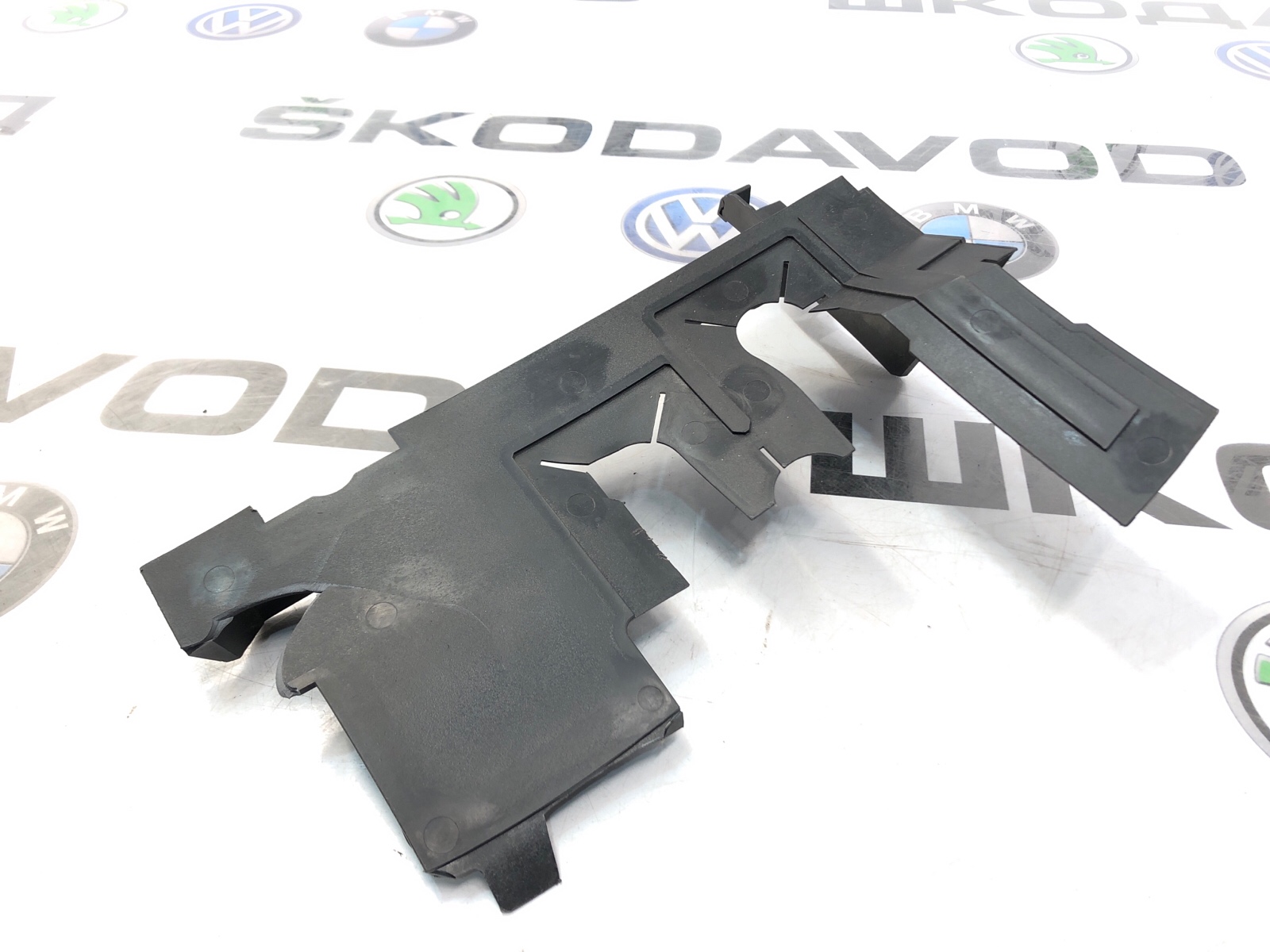 Дефлектор радиатора, 500 рублей, Москва