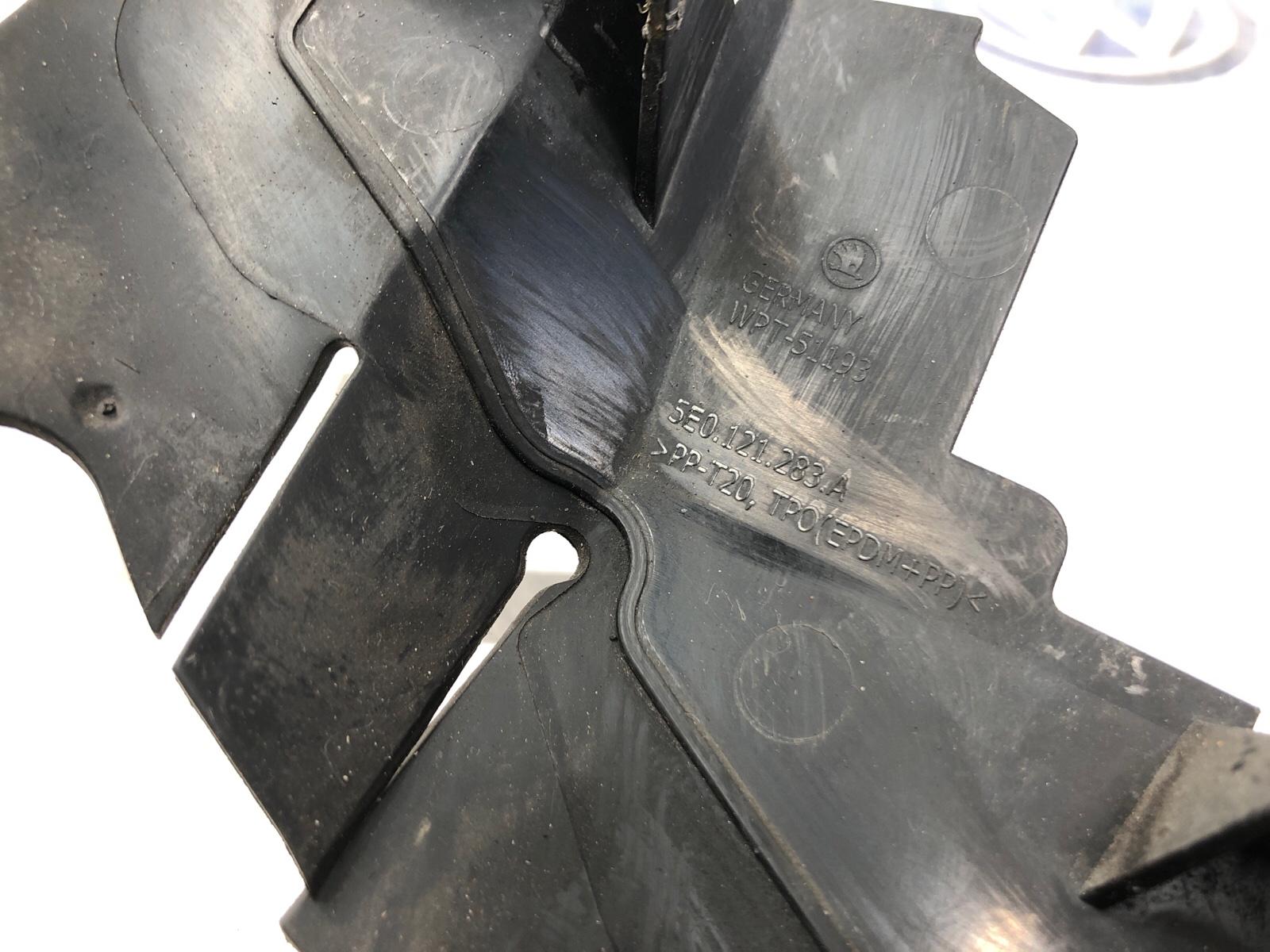 Дефлектор радиатора, 2000 рублей, Москва