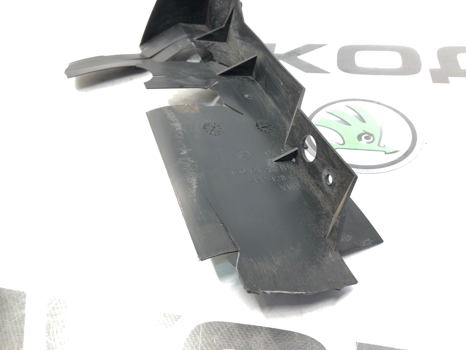 Дефлектор радиатора, 500 рублей, Москва