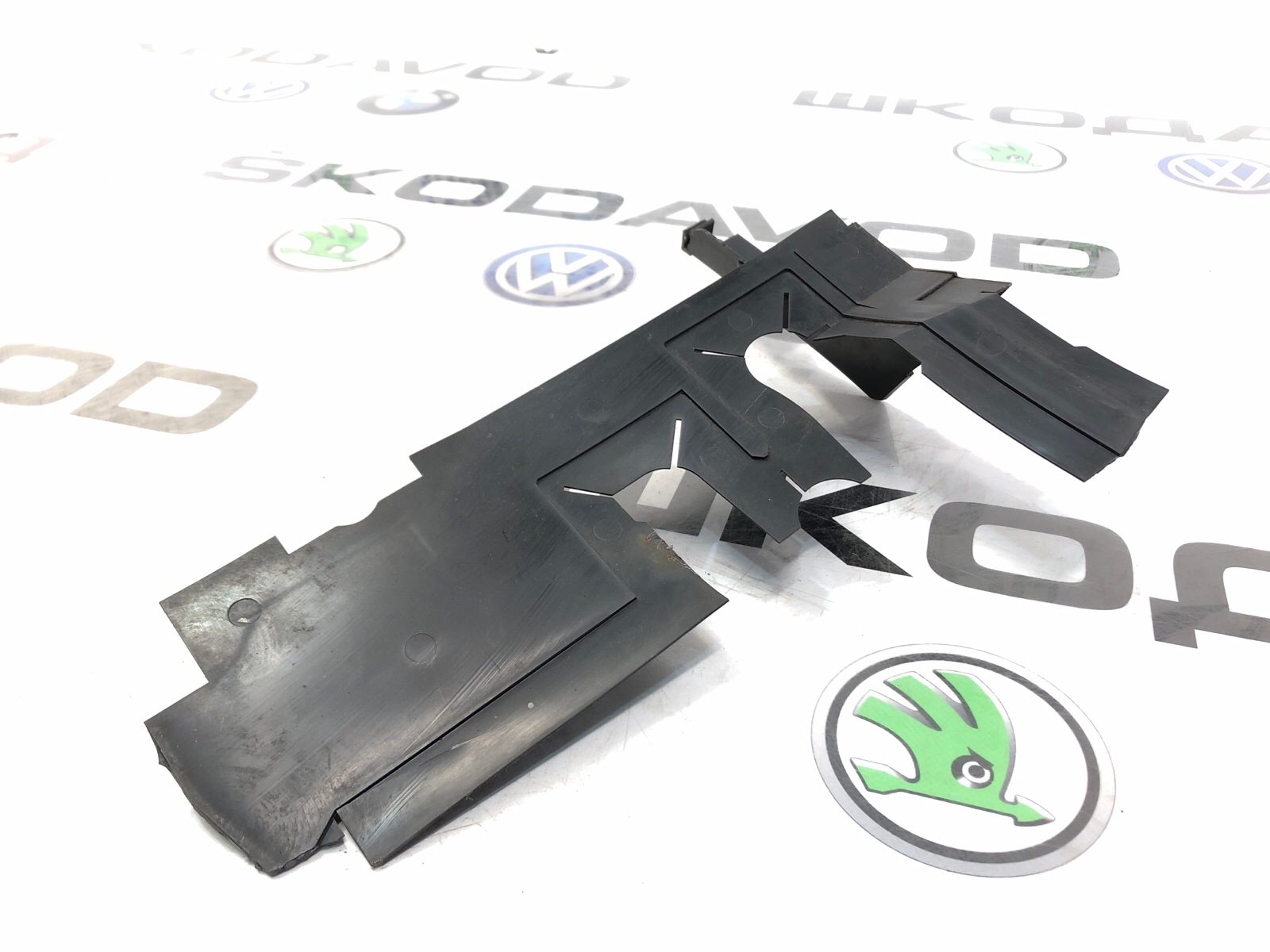 Дефлектор радиатора, 500 рублей, Москва